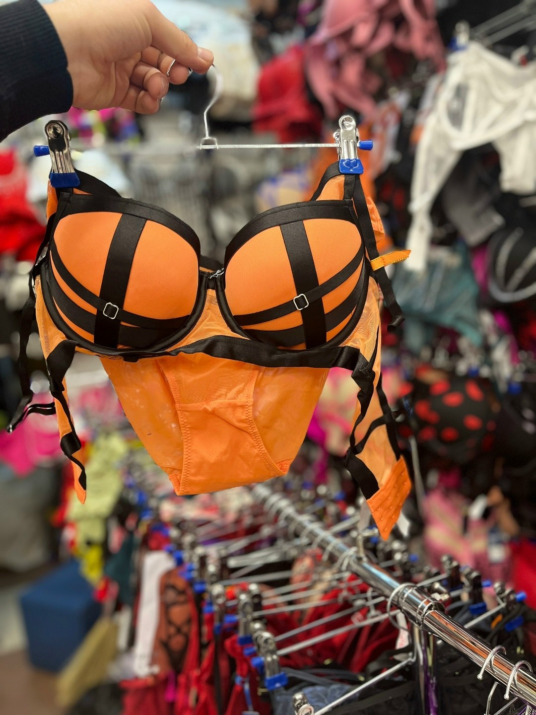 комплект нижнее белье,купальные костюмы,купальник женские,комплект женского нижнего белья,купальники модные