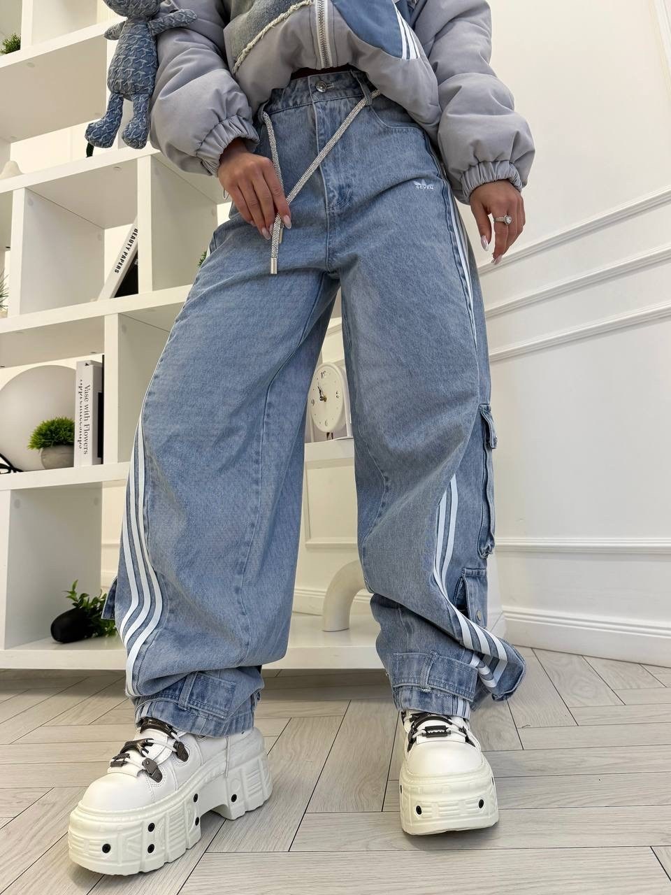 стильная куртка,костюм двойка в стиле спорт шик,джинсовые куртки женские,джинсовая куртка,костюм