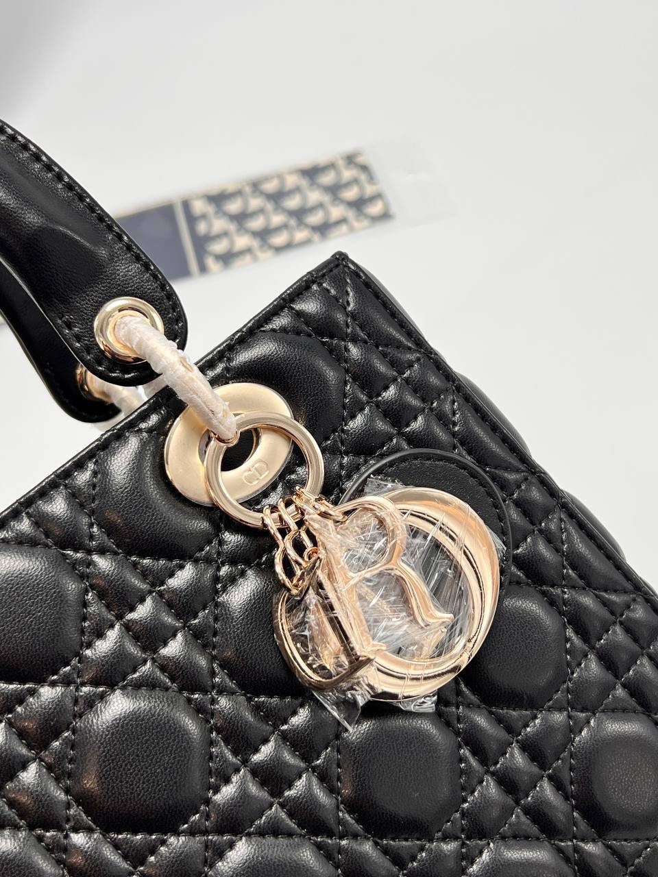 сумка lady dior,dior сумка,сумка диор,сумка леди диор черная,сумка женская