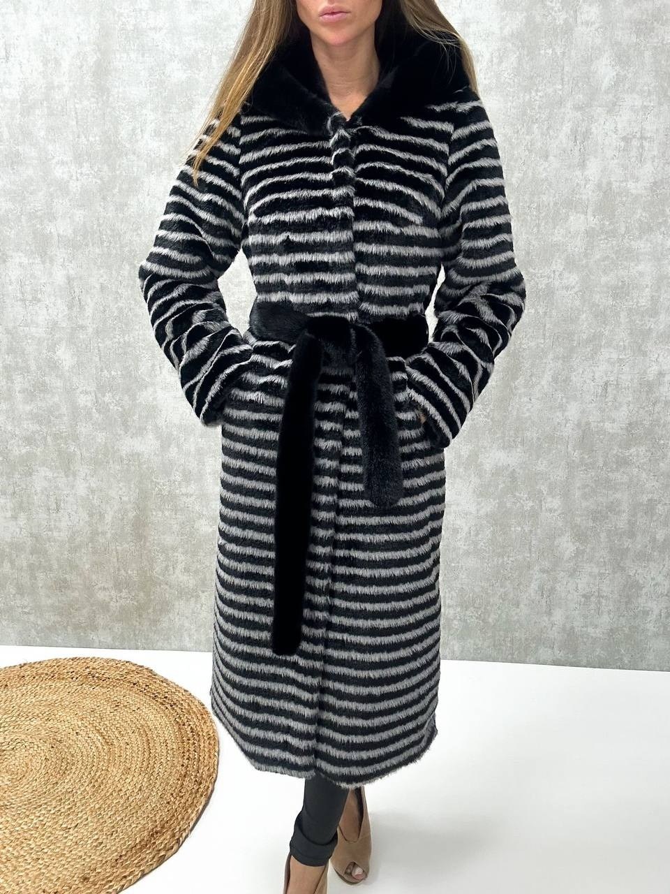 шуба удлиненная из экомеха с капюшоном,шуба удлиненная из экомеха с капюшоном bshop dress,пальто меховое,экомех шуба шиншилла,комбинированное пальто