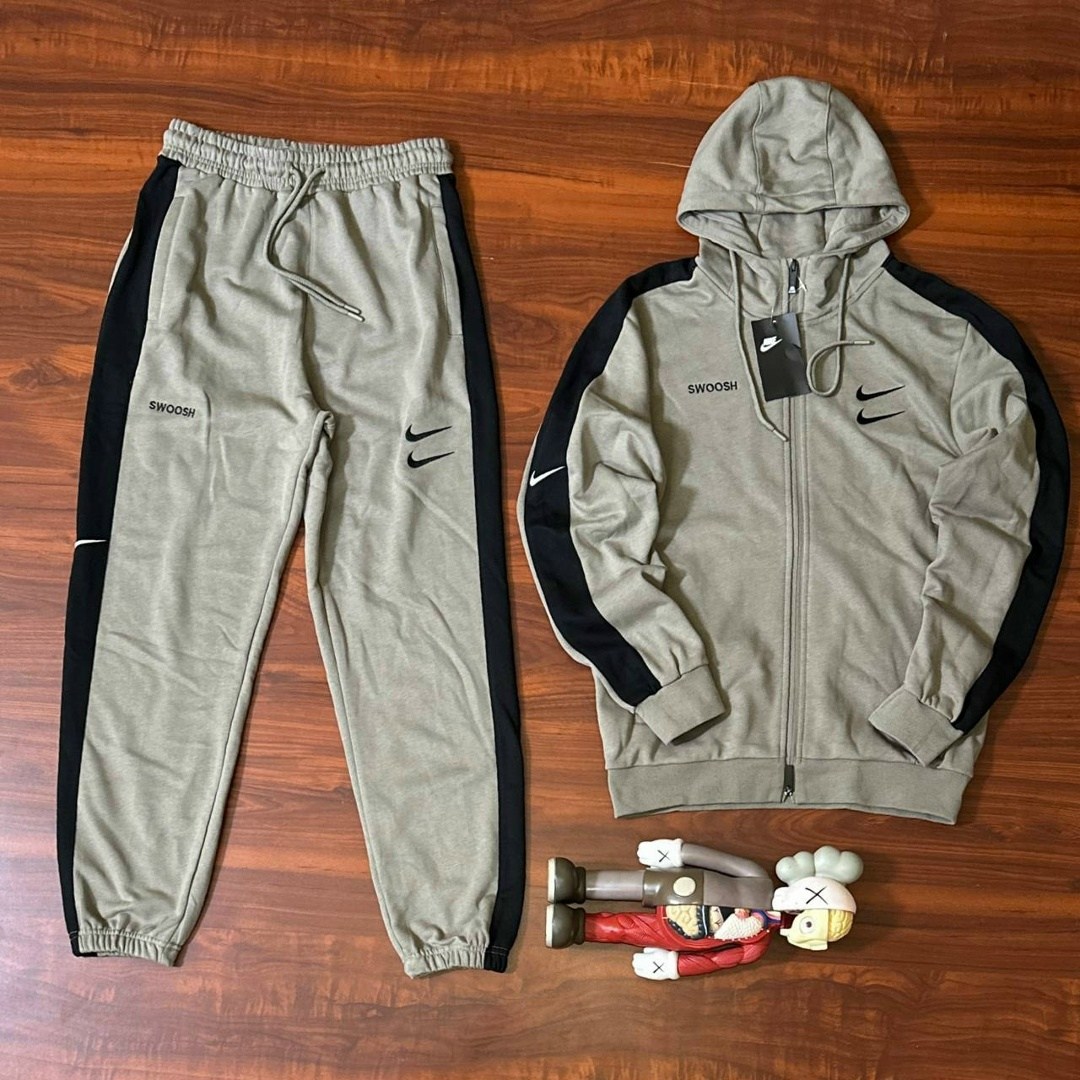 nike swoosh спортивный костюм,спортивный костюм nike swoosh на флисе,спортивный костюм мужской nike swoosh,мужская спортивная одежда nike swoosh,спортивный костюм nike
