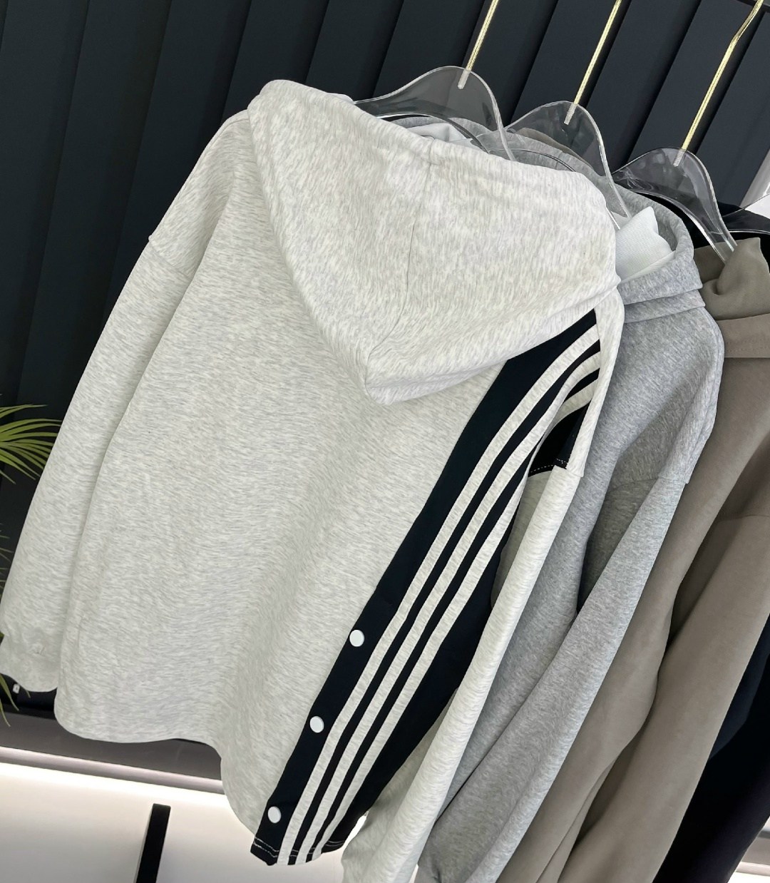 толстовка в стиле,однотонная толстовка,толстовка,толстовка с капюшоном,одежда толстовка