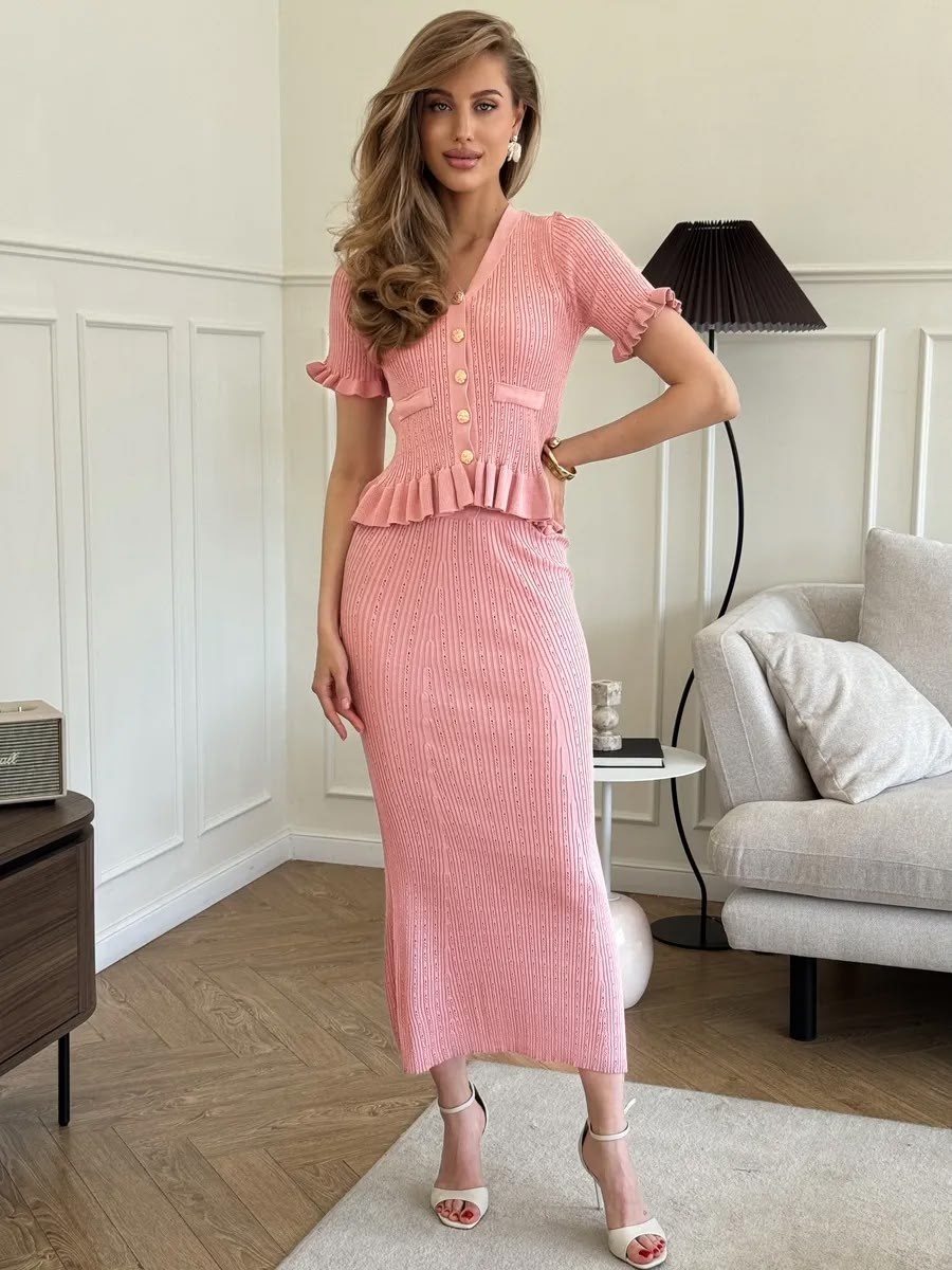 трикотажные костюмы с юбкой,костюм с юбкой,костюм женский с юбкой,костюм с джемпером и юбкой,костюм трикотажный с юбкой с баской lemoya