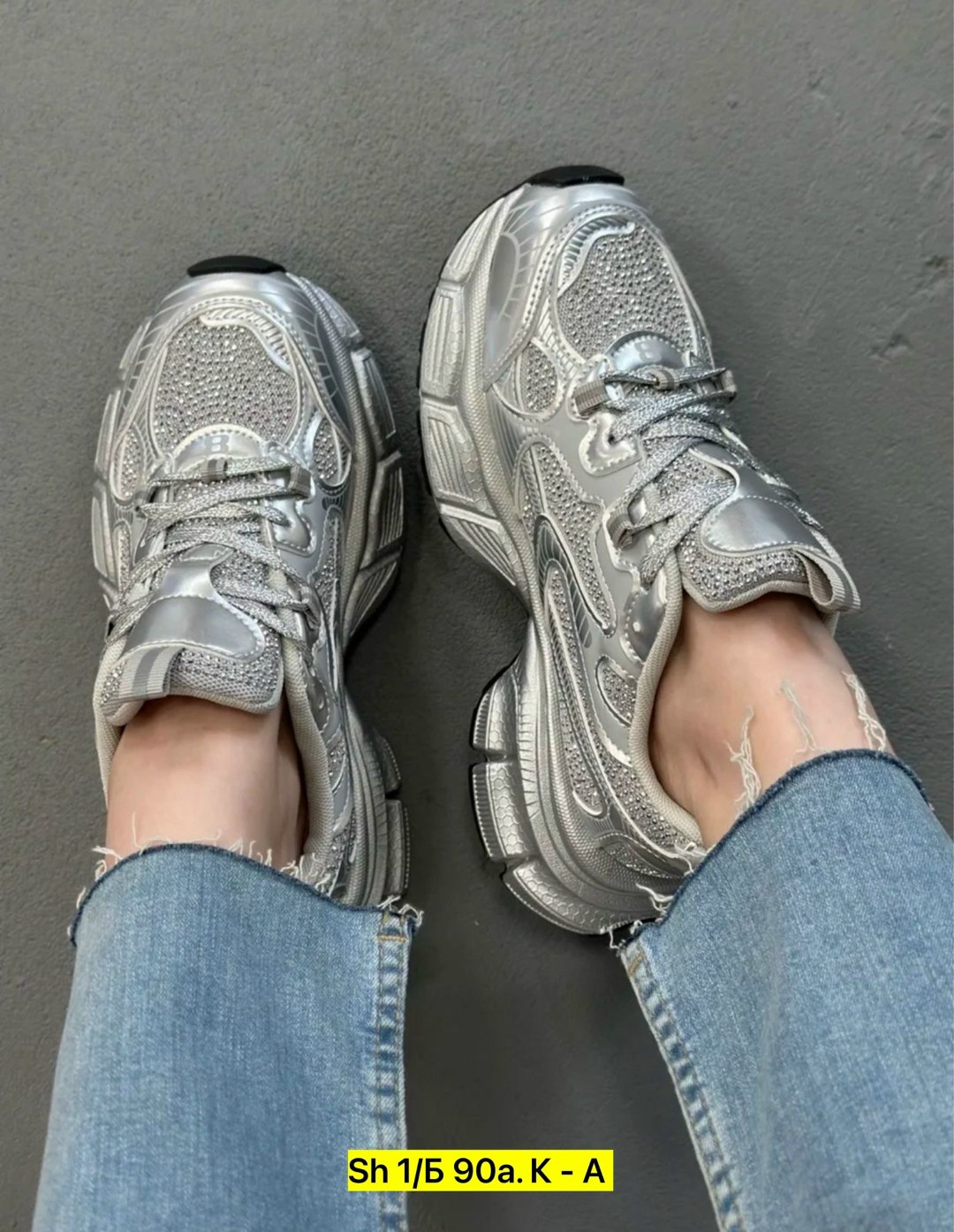 кроссовки balenciaga,balenciaga кроссовки женские,женские кроссовки,женские кроссовки balenciaga runner серебристые,кроссовки баленсиага женские