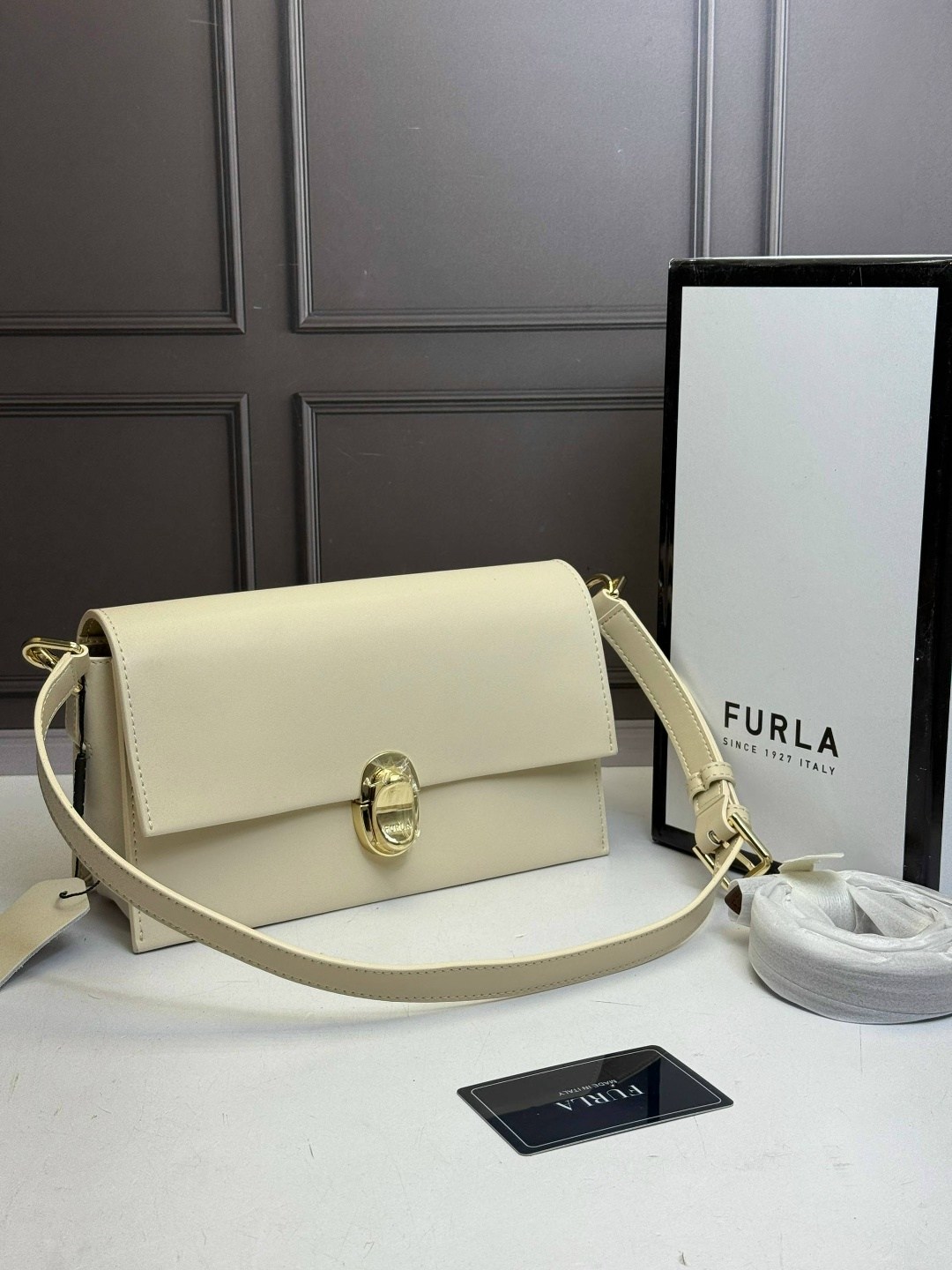 furla маленькая сумка через плечо 1927, зеленый,сумка женская furla,сумка furla,furla мини-сумка 1927 зеленый,сумка furla 1927