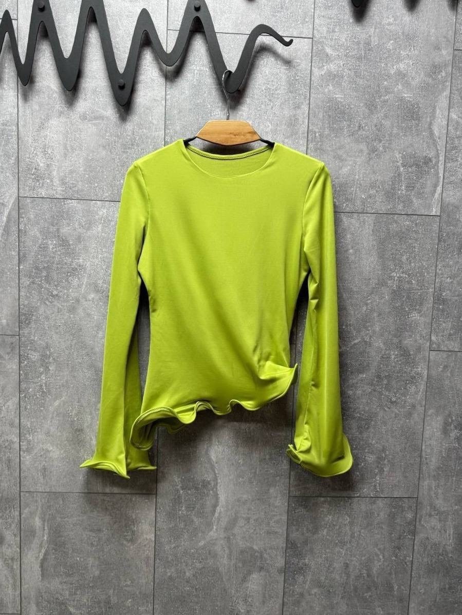 джинсы с цепочкой,широкие женские джинсы,джинсы модные,джинсы стильные,джинсы с цепью