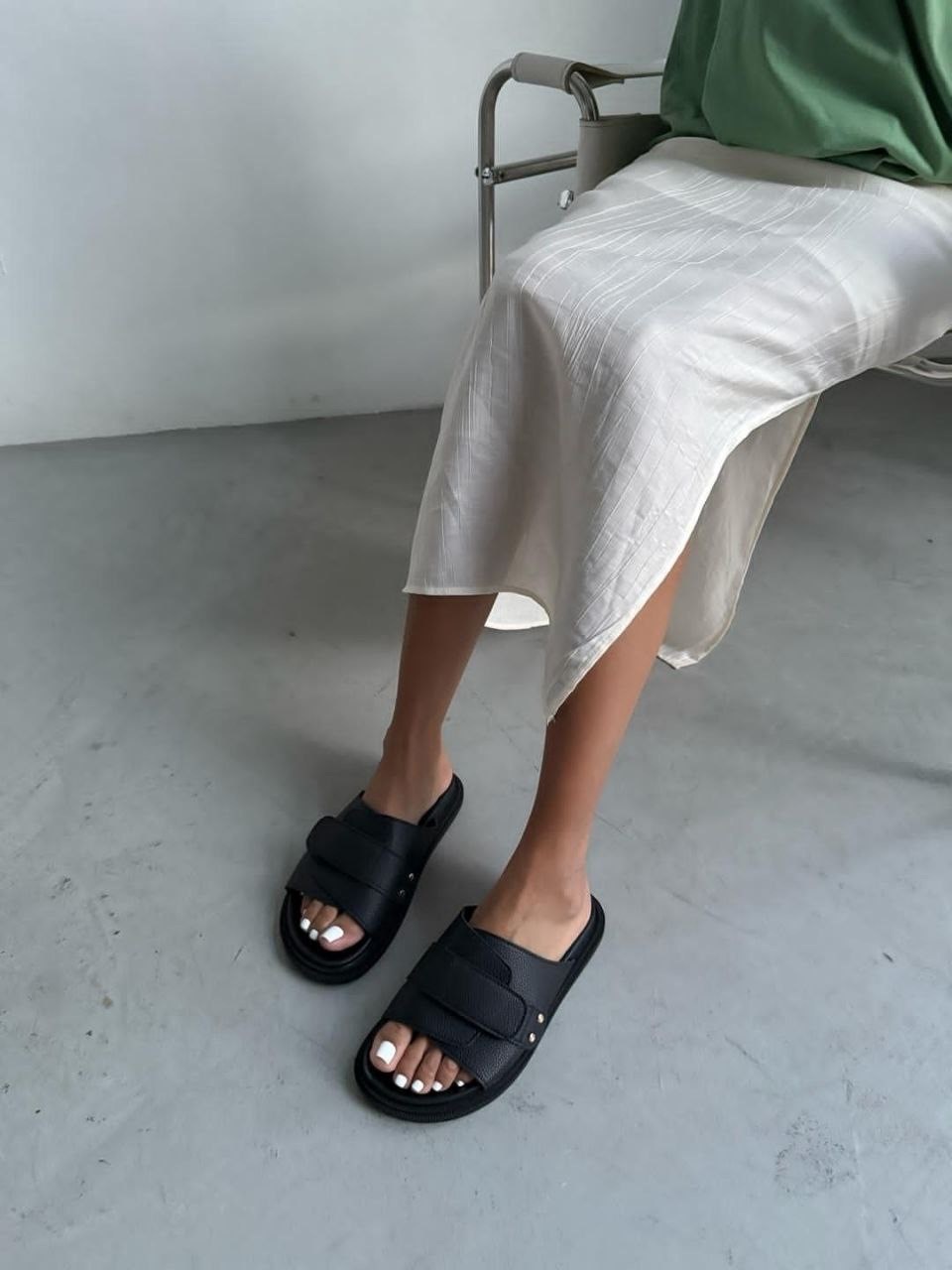 ,сандалии мужские,шлепанцы женские,модные шлепанцы,мужские шлепанцы