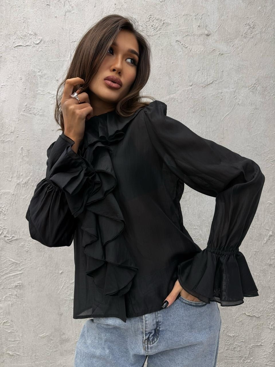 блузка с рюшами,блузка с оборками,блузка нарядная с воланами и рюшами emberens цвет розовый,блуза из шифона с рюшами,блузка нарядная