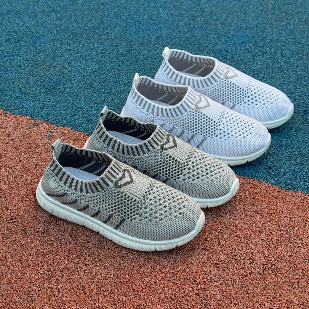 кроссовки,спортивная ,дышащие кроссовки,детские кроссовки,кроссовки мальчику