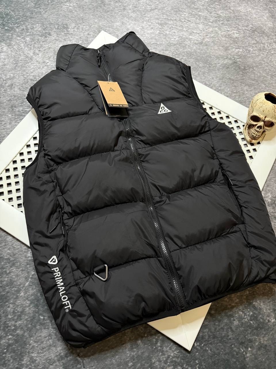 жилетка nike,жилетка nike acg,безрукавка жилетка,жилетка,двухсторонняя жилетка