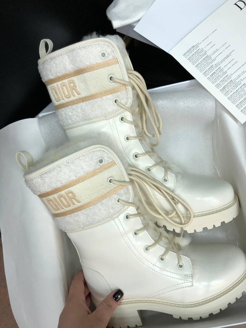 ,ботинки кристиан диор,ботинки кристиан диор женские,ботинки диор женские белые,ботинки dior