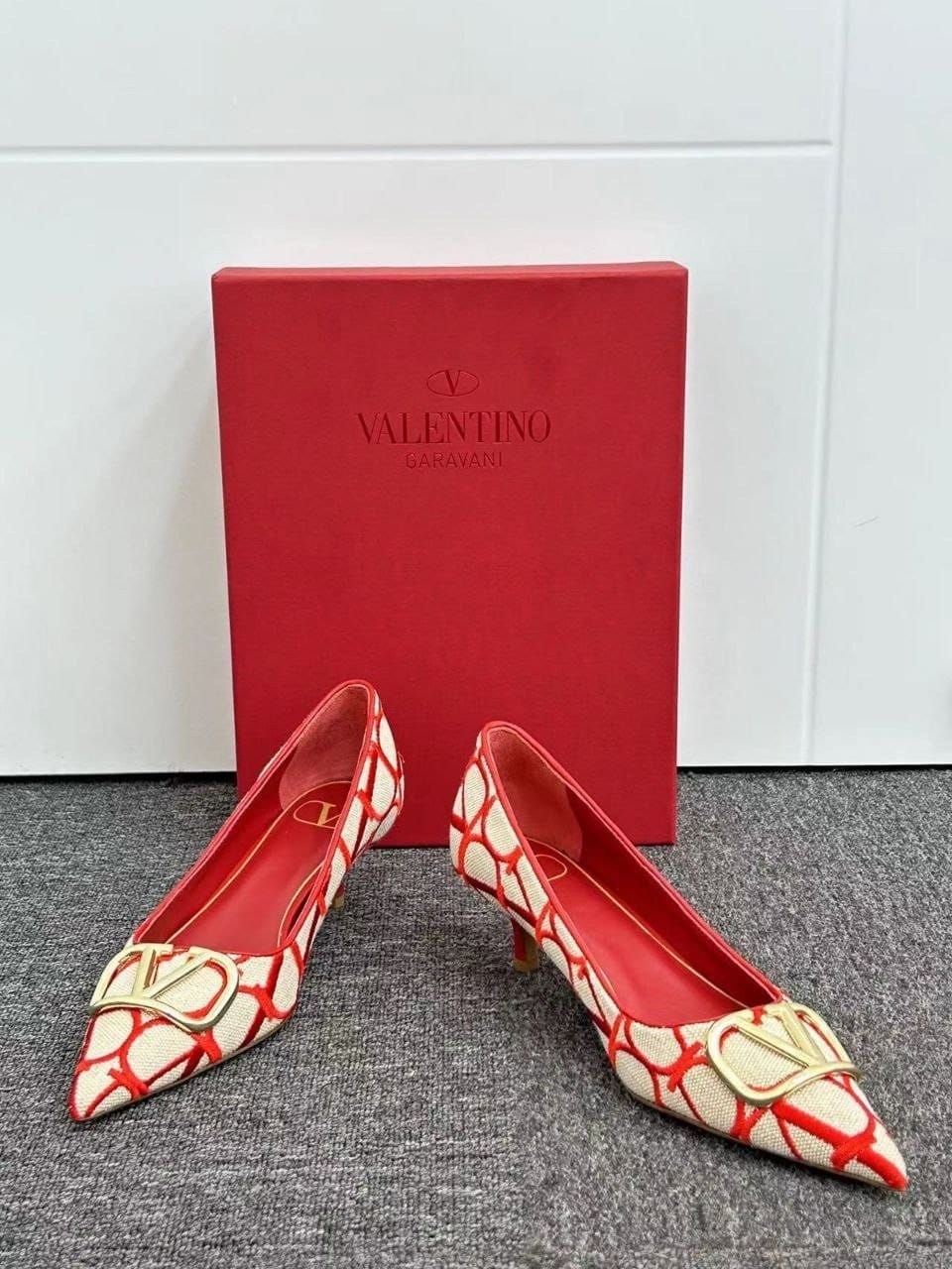 валентино  женская,valentino туфли,valentino туфли valentino,туфли valentino garavani 5609022,туфли от валентино