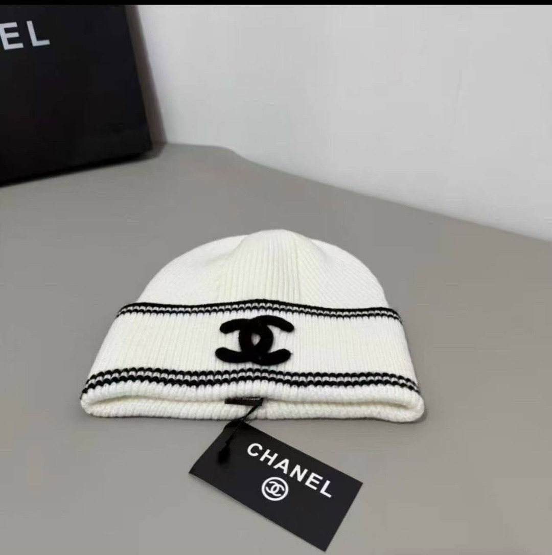 шапка chanel,модная вязаная шапка в стиле chanel copy 1:1,вязаные эластичные шапки bini chanel,шапка шанель,вязаная шапка chanel
