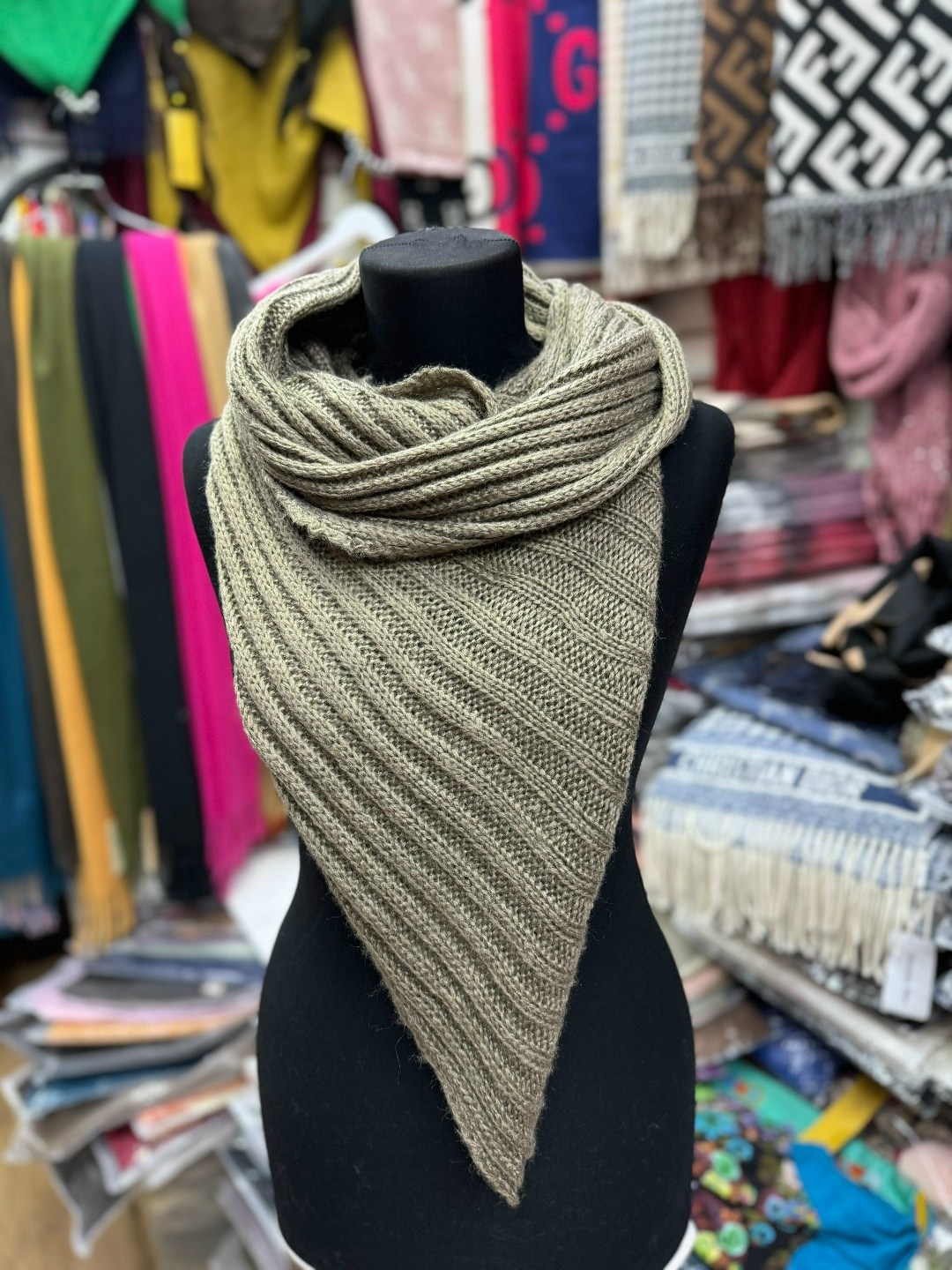 вязаные шарфы,шарф,шарф шарфы,серый шарф,шарфы для женщин