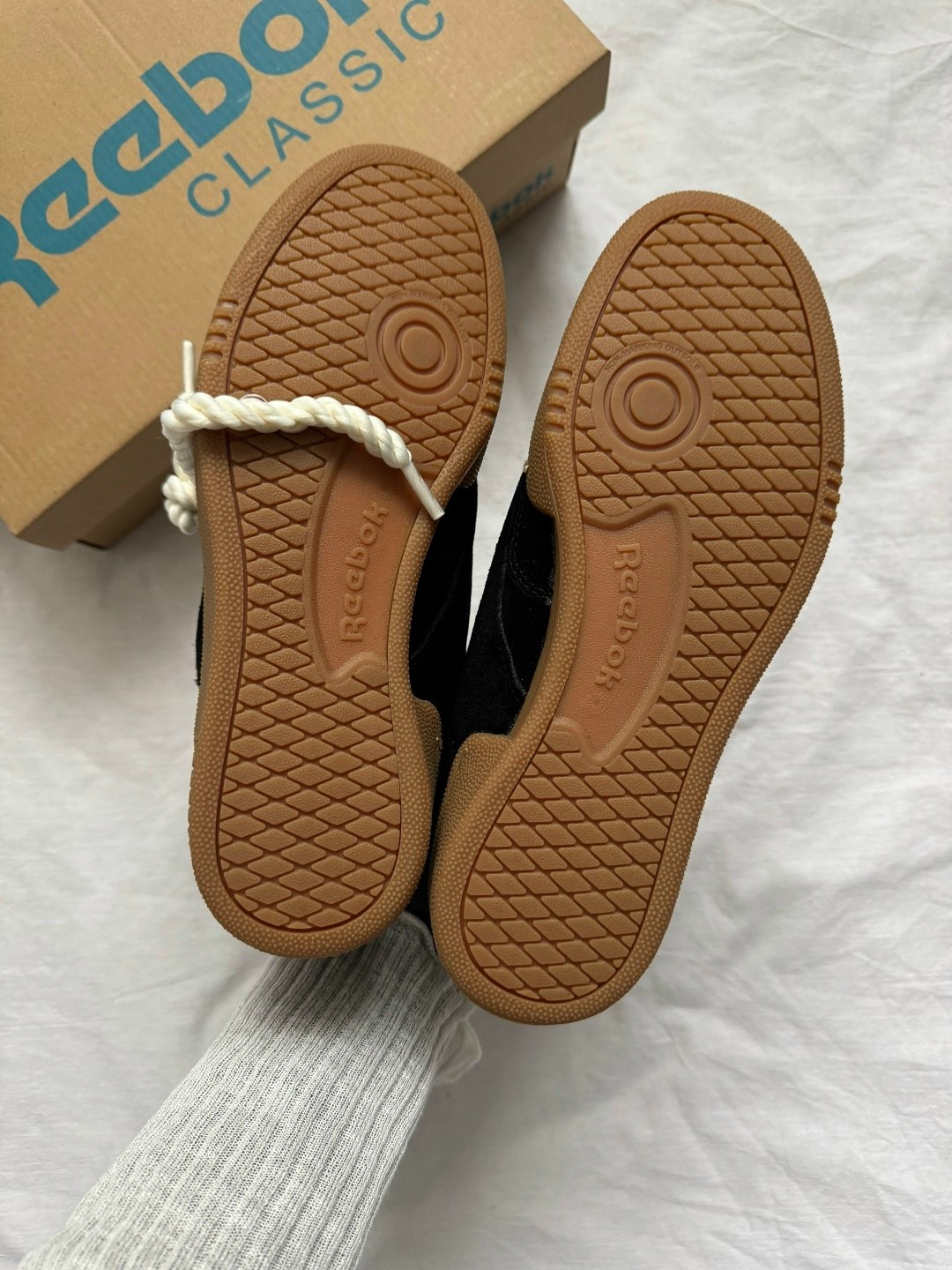 ,кроссовки reebok,замшевые кроссовки,кроссовки adidas,кроссовки adidas samba rose