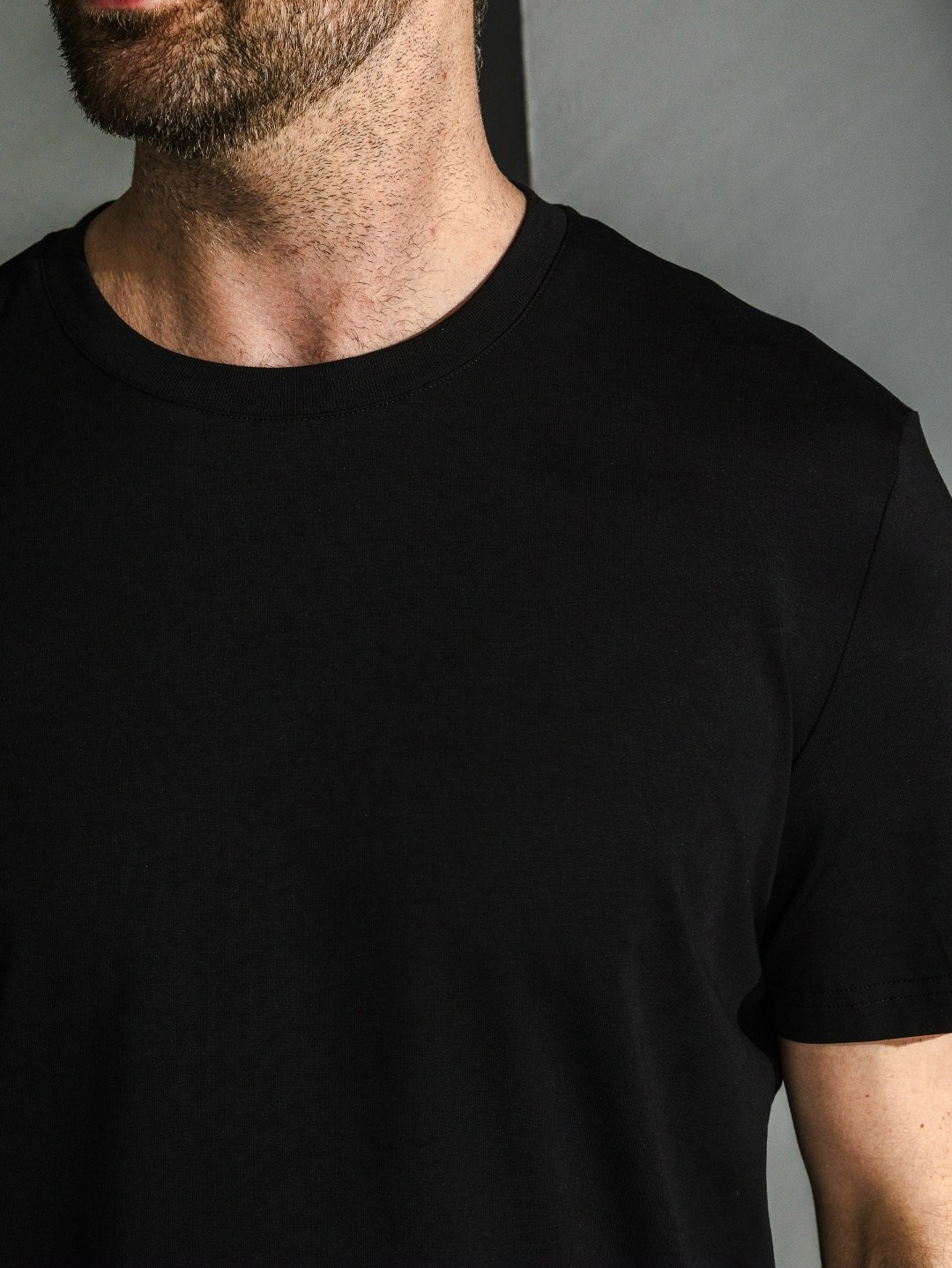 футболки мужские,футболка мужская черная,базовая футболка,футболка,футболка базовая мужская