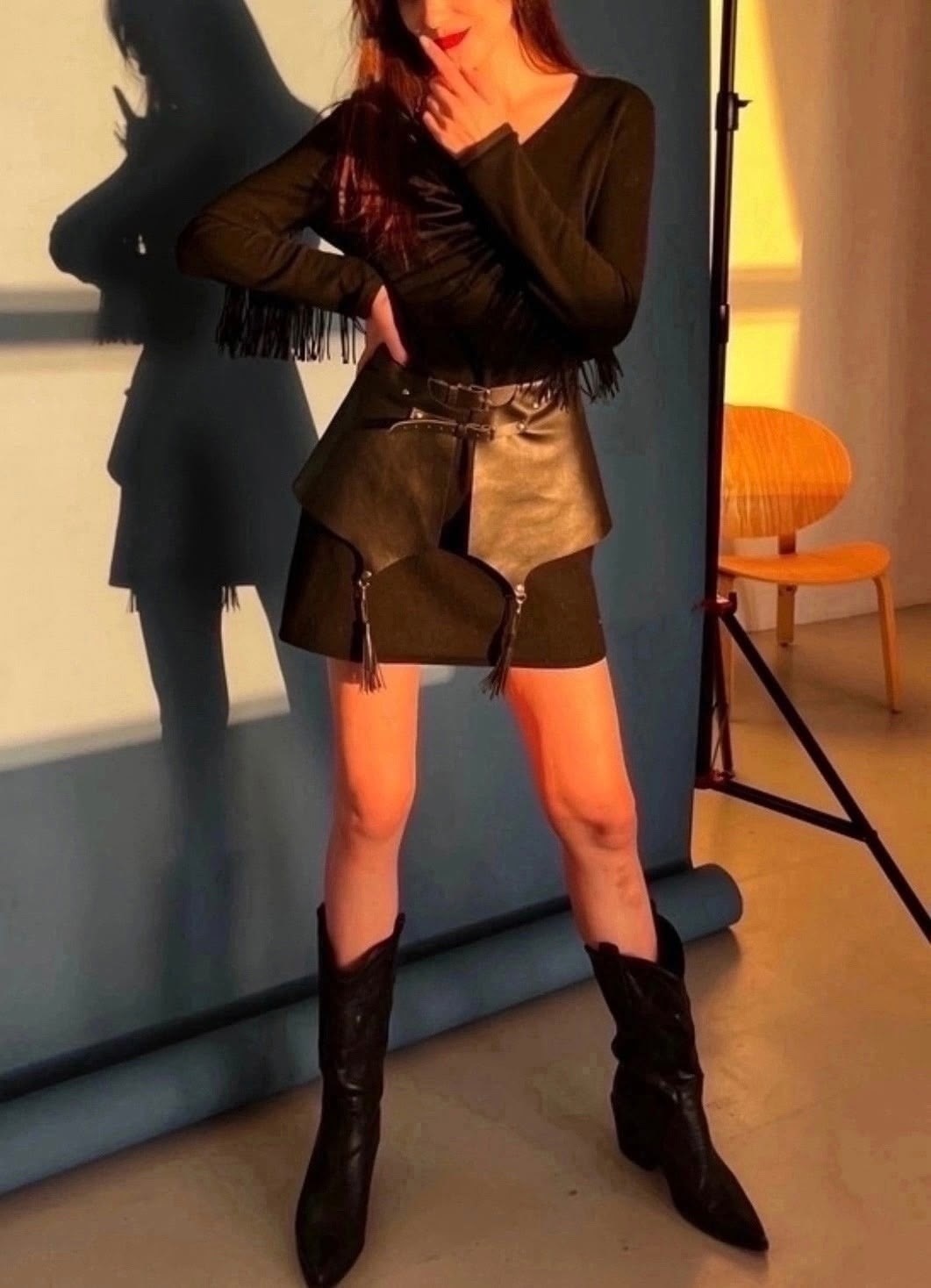 портупея с кожаной юбкой,портупея пояс на талию,портупеи женские,портупея для женщин,кожаная портупея