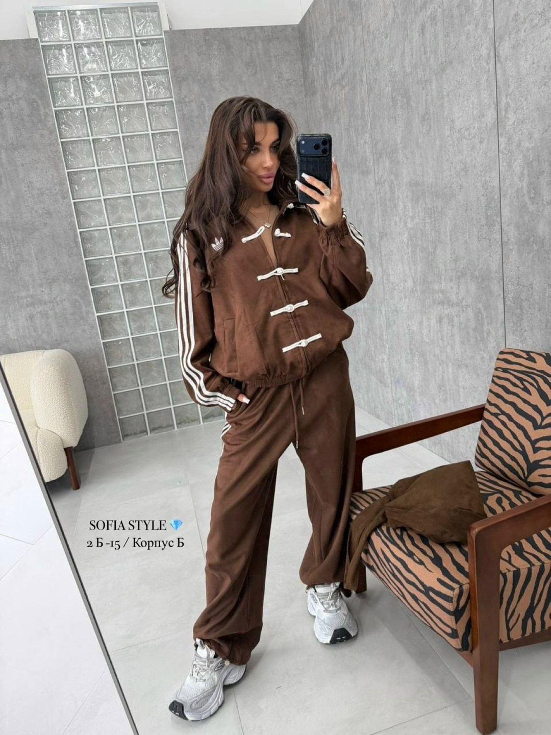 стильные костюмы,костюм бежевый,велюровые костюмы,женский костюм,брючный костюм