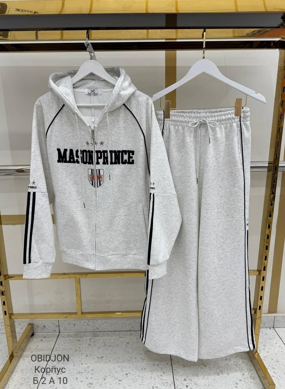 костюм спортивный женский,loro piana женский красный костюм,спортивный костюм,спорткостюм люкс,женские костюмы