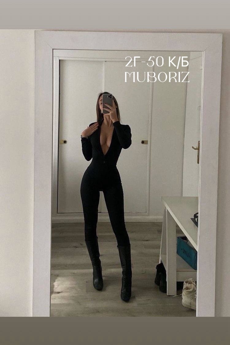 женские комбинезоны,зимние наряды,женский спортивный комбинезон,ella cervetto nude,winter fashion outfit