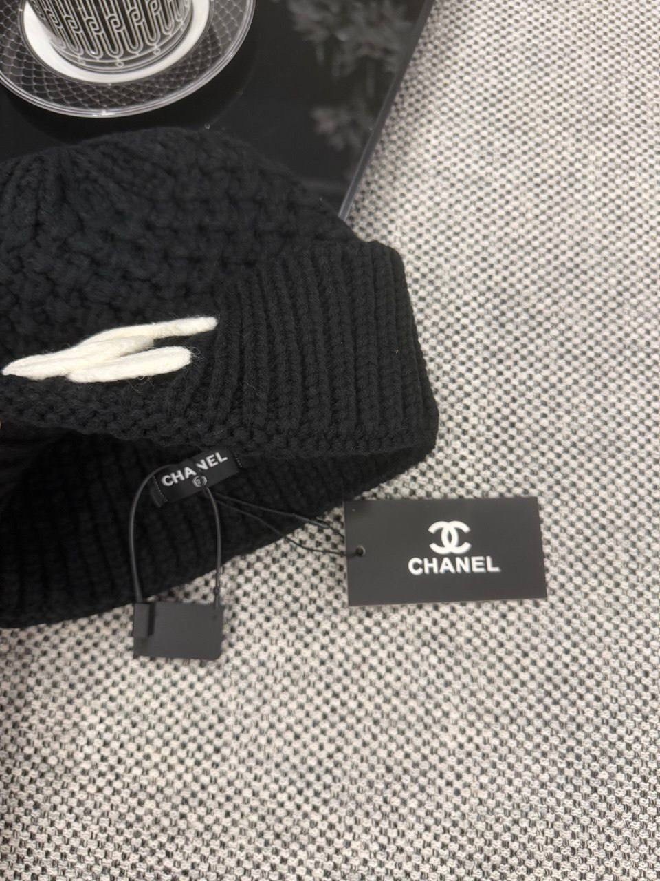 шапка chanel,вязаная шапка chanel,вязаные эластичные шапки bini chanel,шапка шанель,chanel новая осенне-зимняя модная шапка baotou