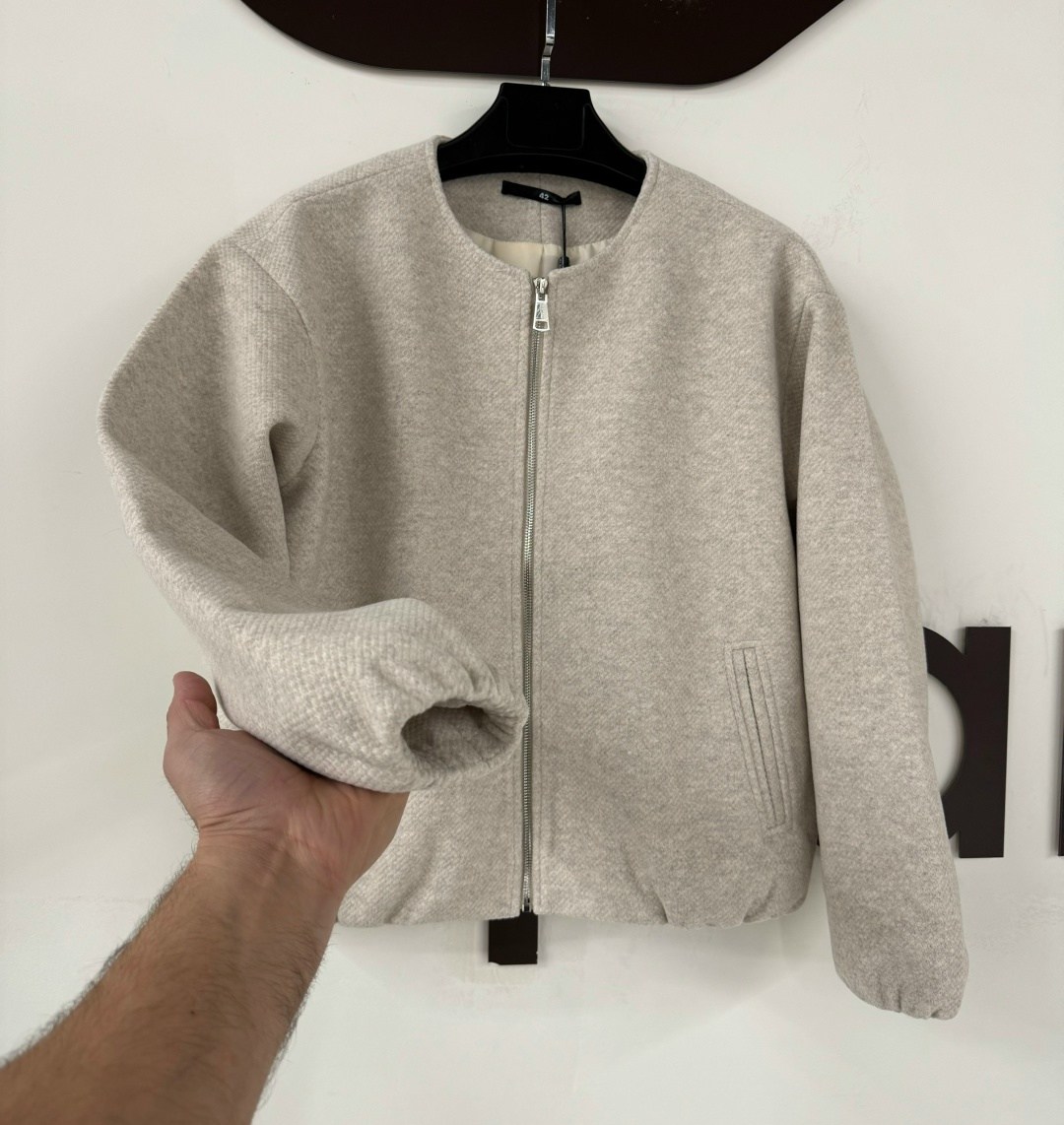 куртка бомбер,повседневная куртка,стильная куртка,бомбер zara,женская куртка бомбер