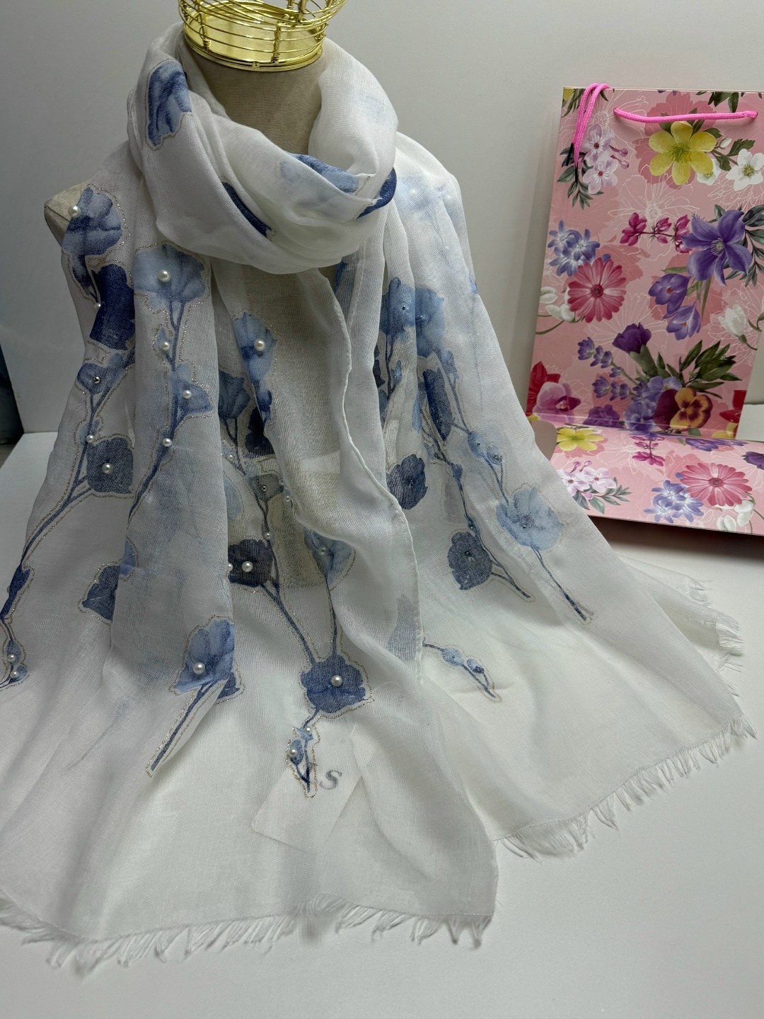 палантин женский,шарф женские,шарф с цветами,палантин,шарф шарфы