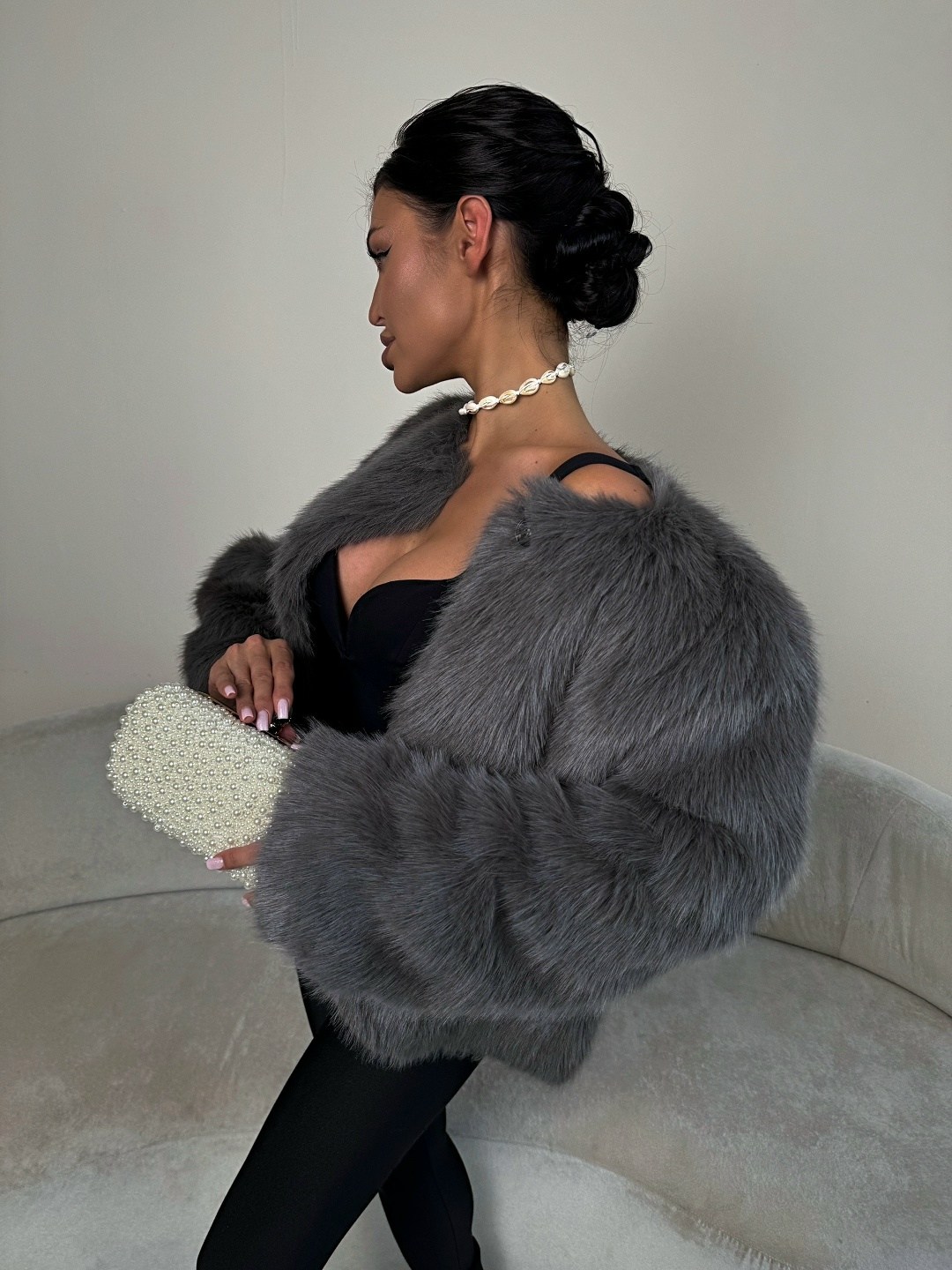 шуба искусственная короткая экошуба,шубка,модная шубка из экомеха,эко шубка,шуба