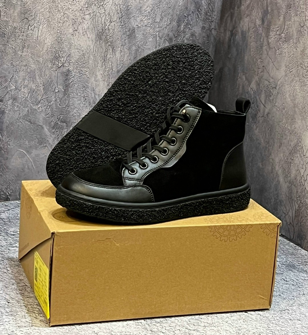 ,мужские высокие кеды clarks черные,ботинки мужские,зимние ботинки армани мужские,зимняя мужская