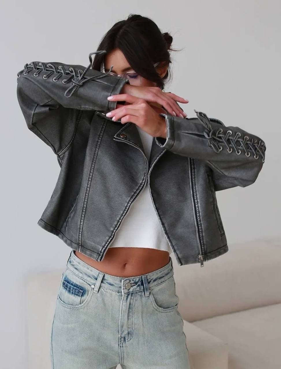 косуха черная куртка кожаная oversize винтажная monyken,куртка косуха кожаная,женская кожаная куртка косуха,куртка косуха,косуха винтажная кожаная куртка оверсайз aftfbasic