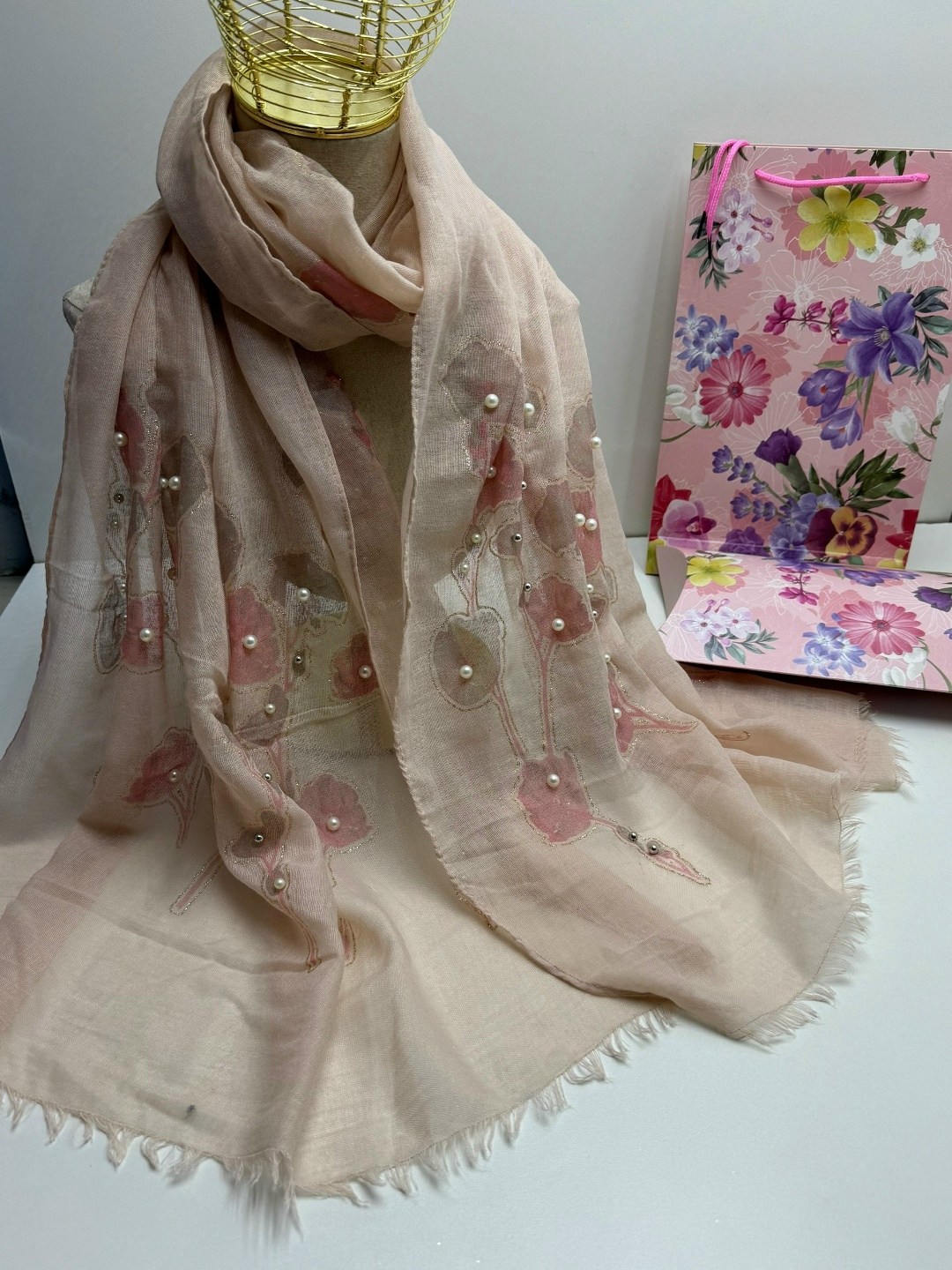 палантин женский,шарф женские,шарф с цветами,палантин,шарф шарфы