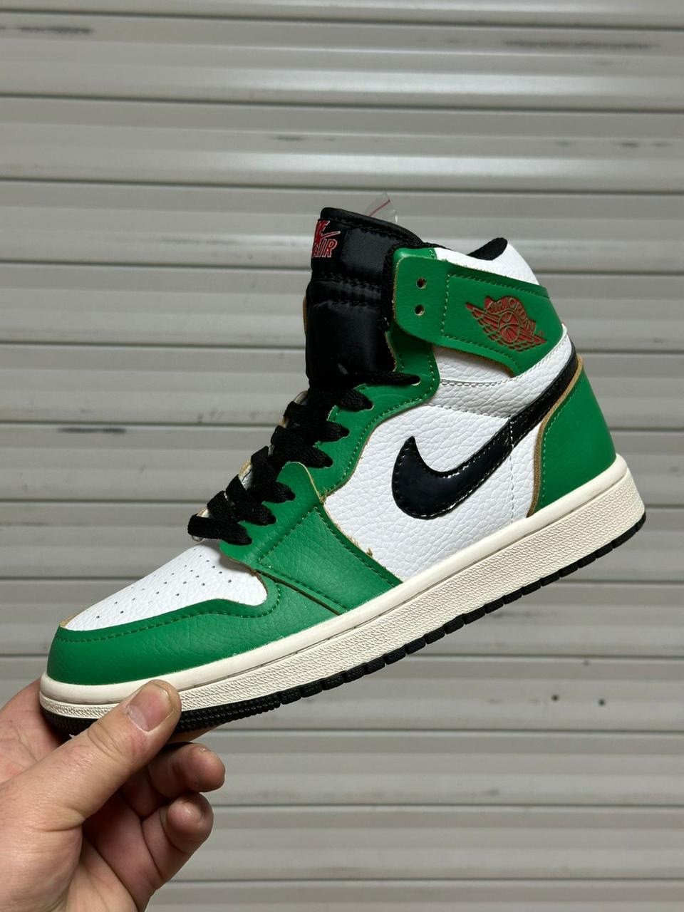 air jordan 1 retro high og 'lucky green',nike air jordan 1 lucky green,wmns air jordan 1 retro high og 'lucky green',nike air jordan 1 retro high og,nike air jordan 1 retro high lucky green