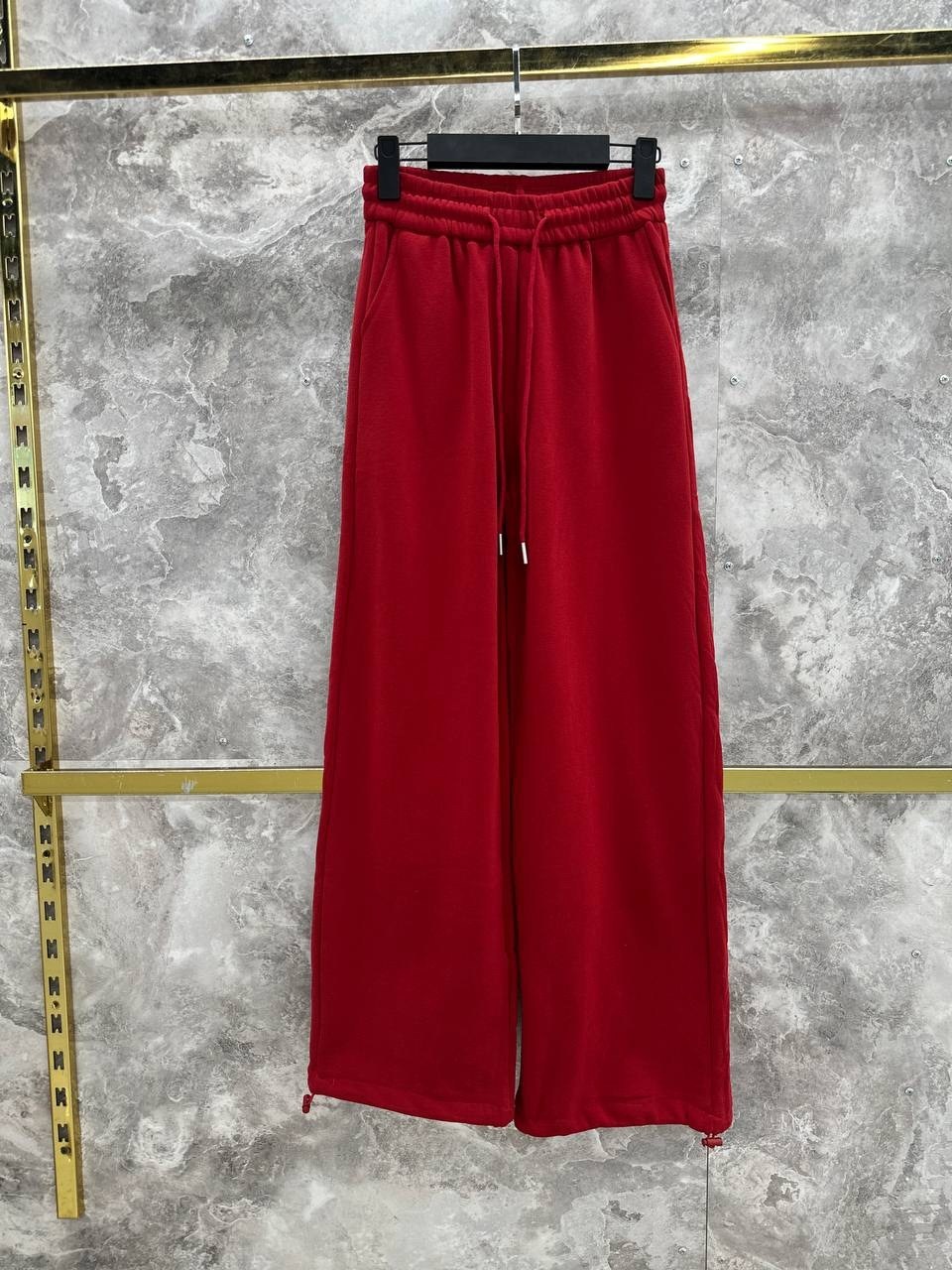 широкие брюки,бордовые брюки,костюм с брюками,свободные брюки,брюки свободного кроя