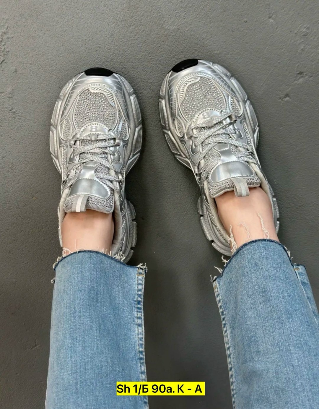 кроссовки balenciaga,balenciaga кроссовки женские,женские кроссовки,женские кроссовки balenciaga runner серебристые,кроссовки баленсиага женские