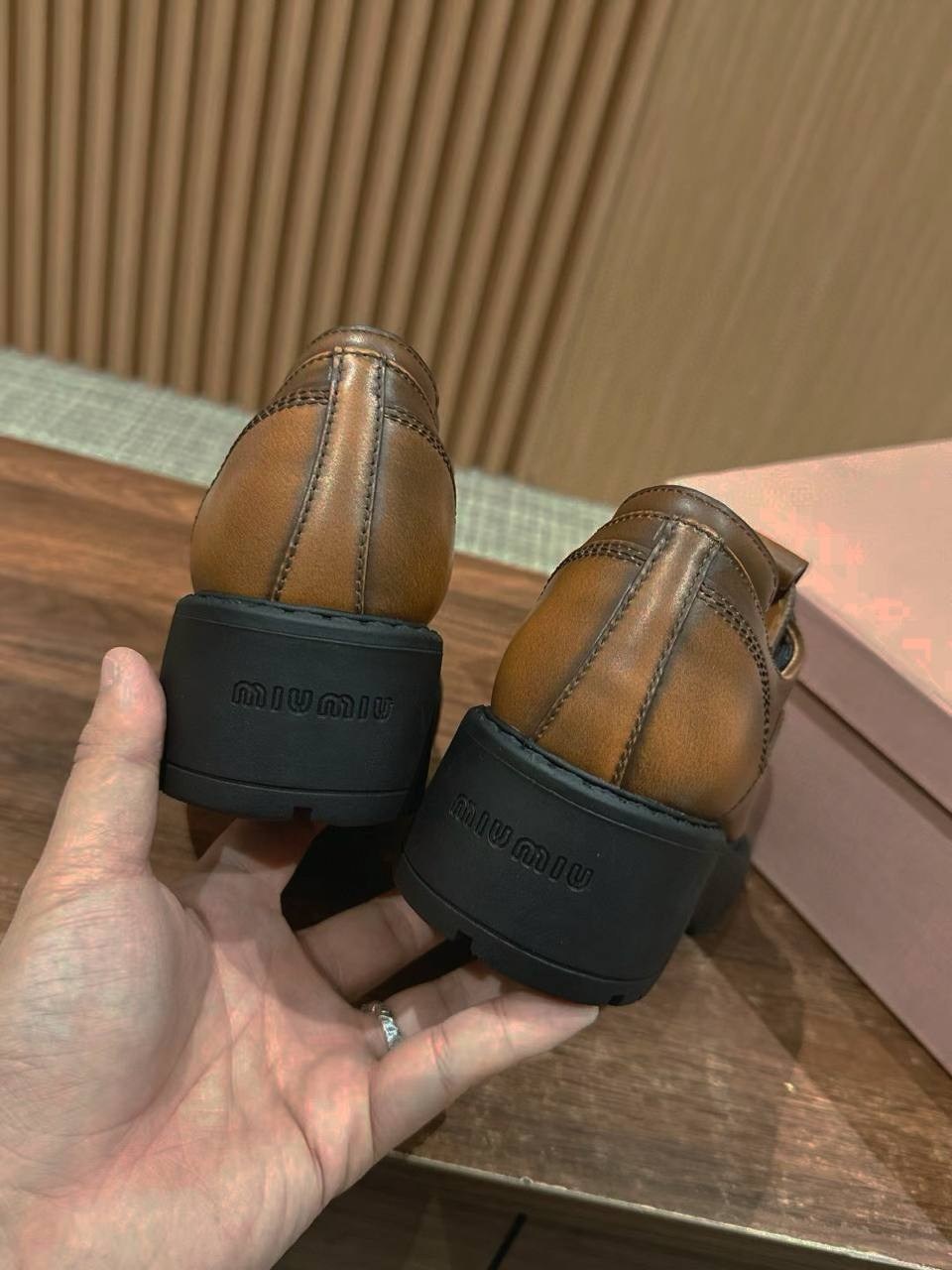 ,обуви,лоферы женские,женские ,повседневная