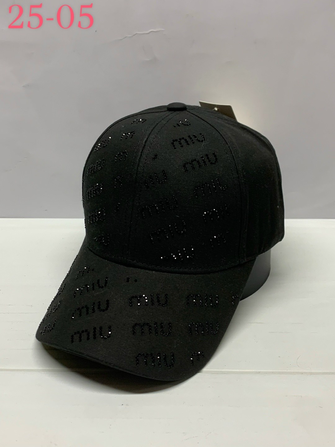 кепка женская,женская бейсболка,бейсболка с светоотражающими элементами,кепка,бейсболка модная