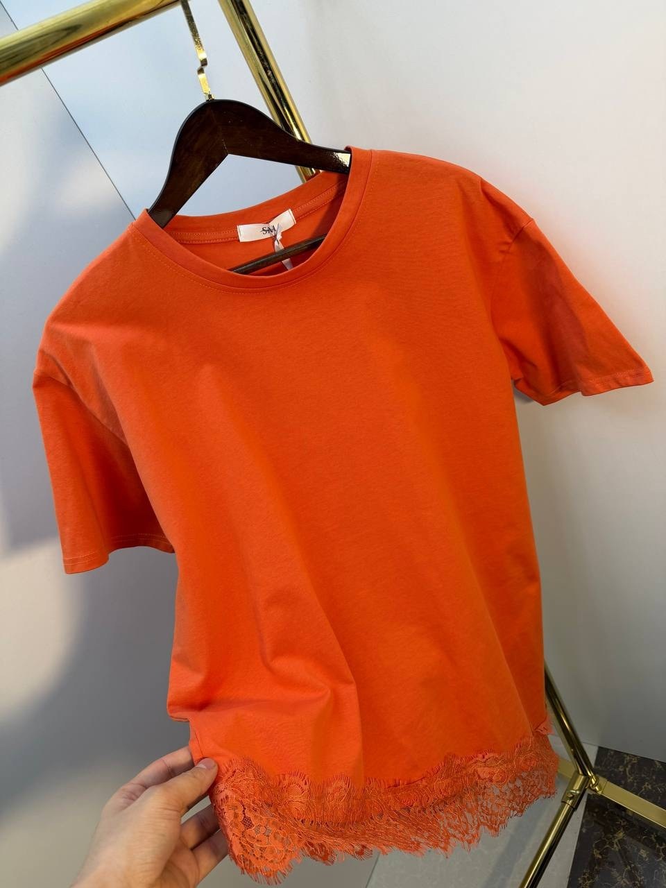 футболка с кружевами,футболка с кружевными вставками,желтая футболка,футболки женская,футболки модные