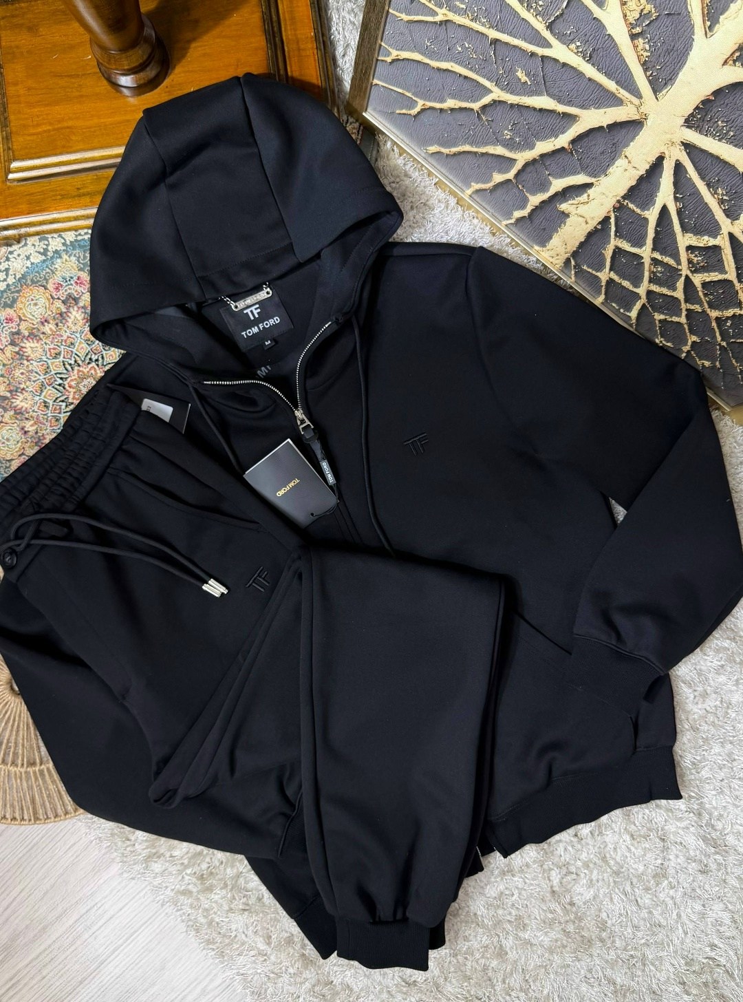 спортивный костюм brunello cucinelli,спортивный костюм dolce gabbana,мужской спортивный костюм,спортивные костюмы,спортивный костюм dolce gabbana оригинал