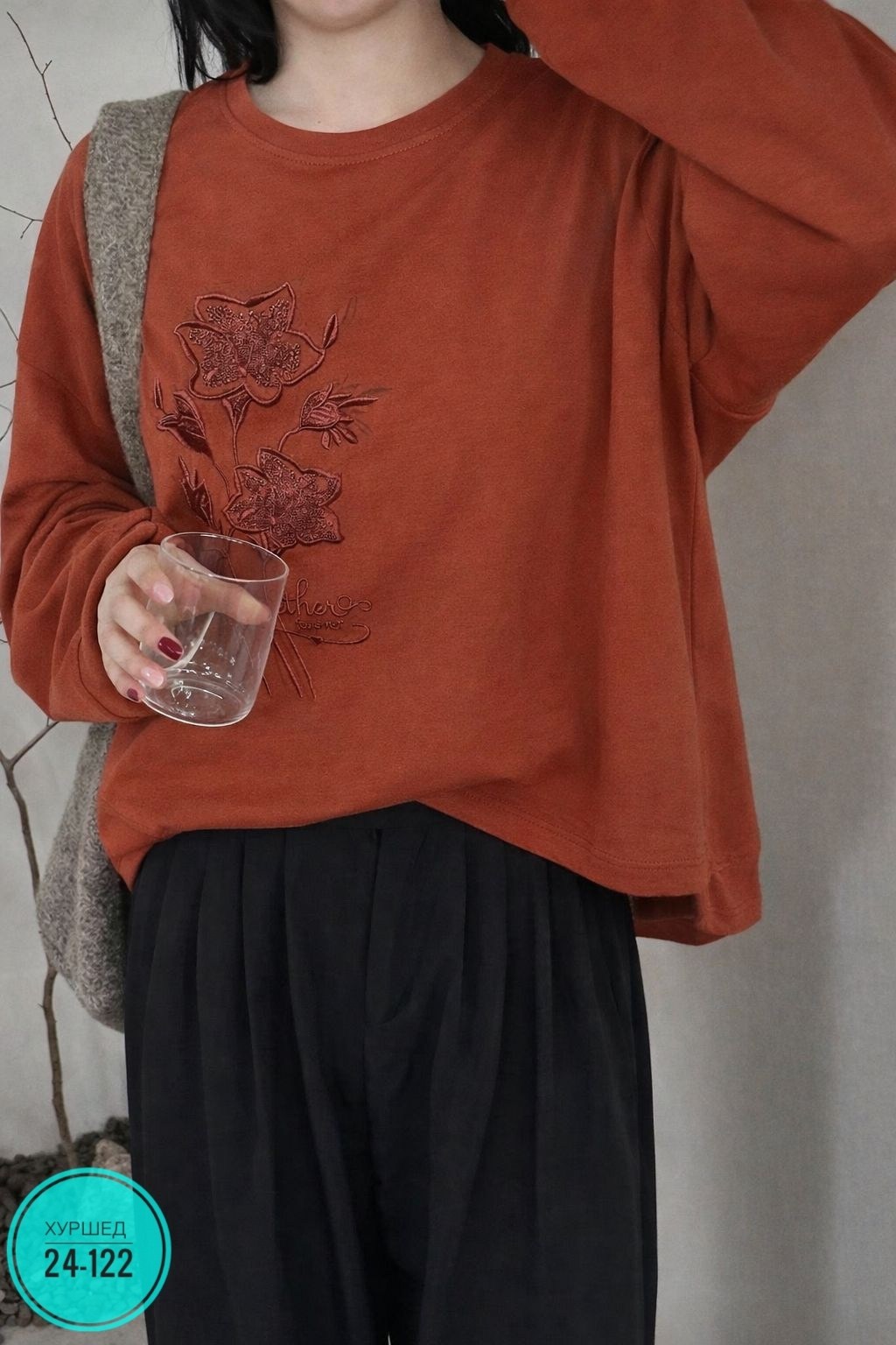 женский свитшот с вышивкой,свитшот женская,женский свитшот с вышивкой в этническом стиле,свитшот с уникальной вышивкой,johnature женский винтажный пуловер с вышивкой