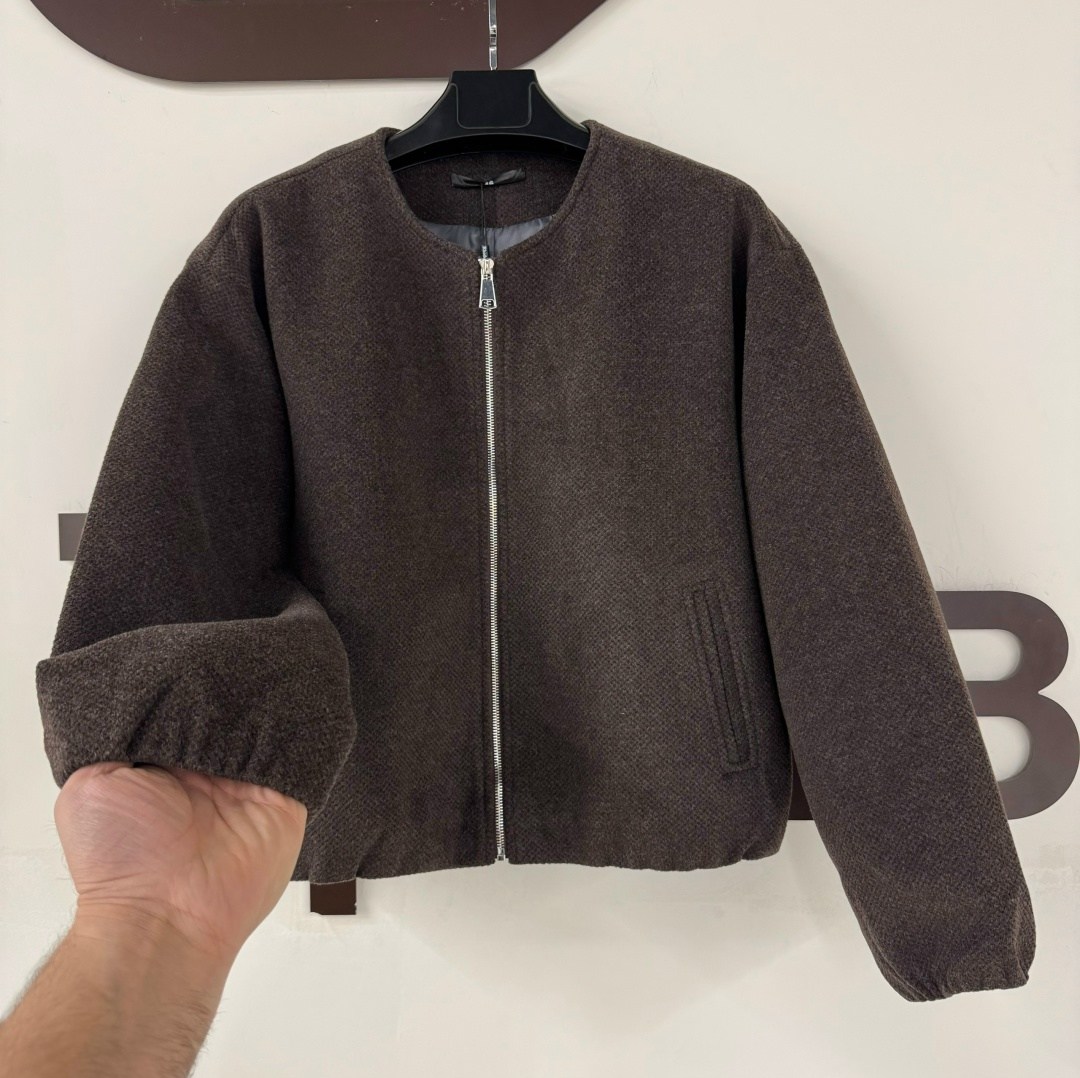 куртка бомбер,повседневная куртка,стильная куртка,бомбер zara,женская куртка бомбер