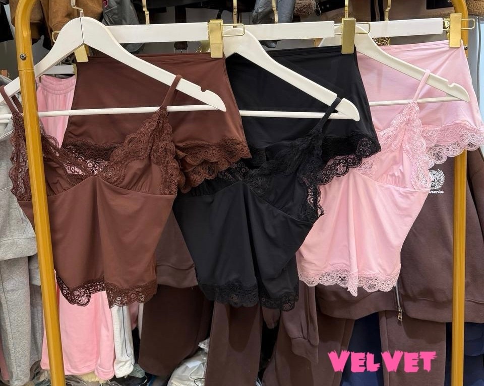 девушка,худая девушка,комплект женского нижнего белья,женское нижнее белье,комплекты нижнего белья