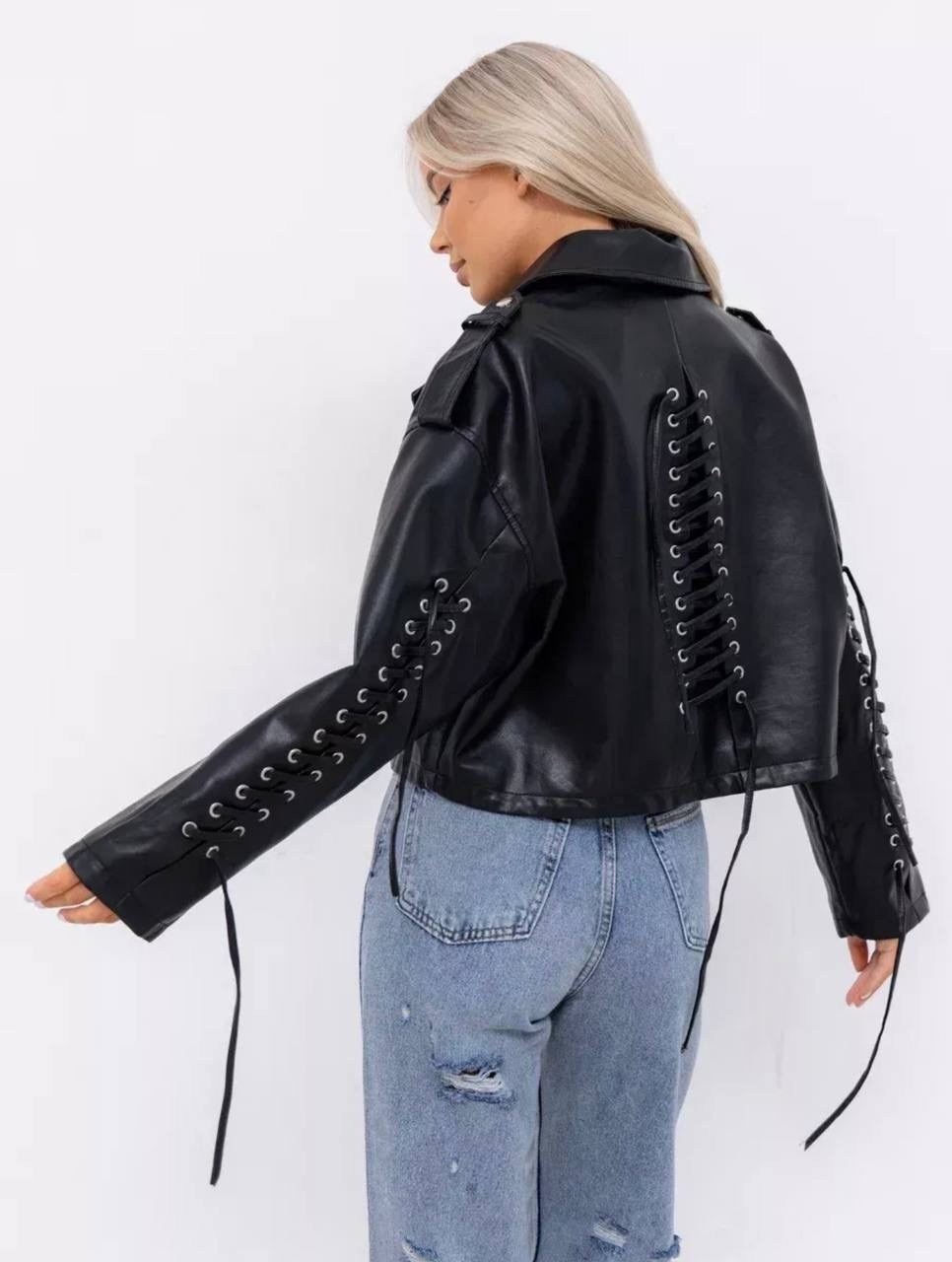 косуха черная куртка кожаная oversize винтажная monyken,куртка косуха кожаная,женская кожаная куртка косуха,куртка косуха,косуха винтажная кожаная куртка оверсайз aftfbasic