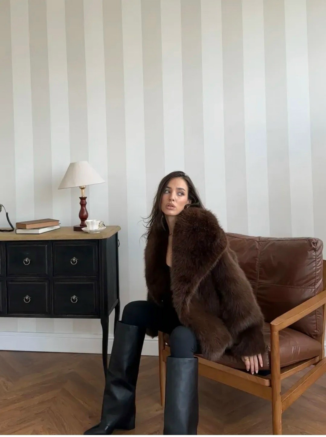 модная шуба,меховое пальто,стильное пальто,шуба из искусственного меха,меховая куртка