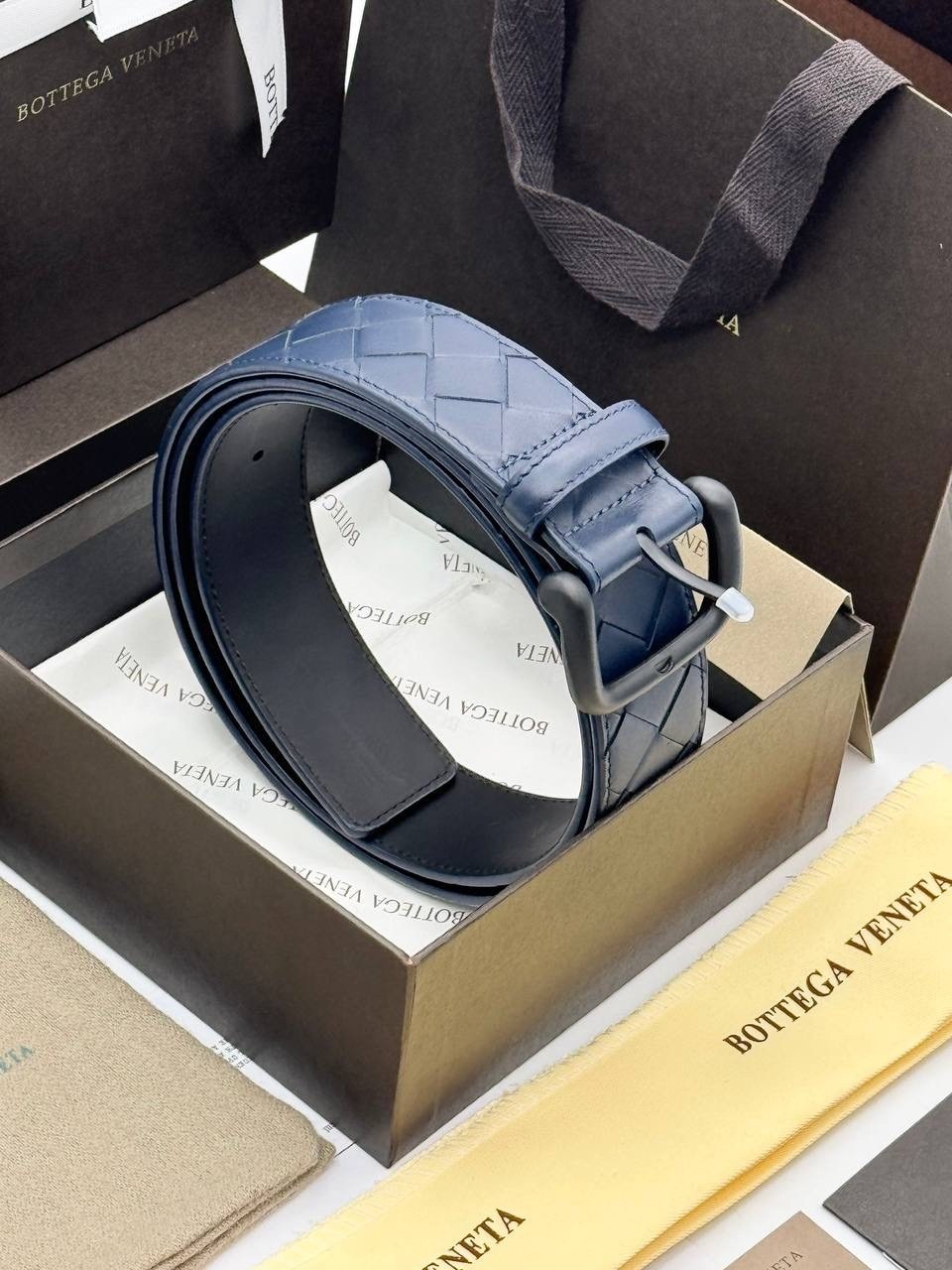 мужской ремень bottega veneta,ремень боттега венета мужской,ремень боттега венета,ремень bottega veneta,кожаный ремень bottega veneta