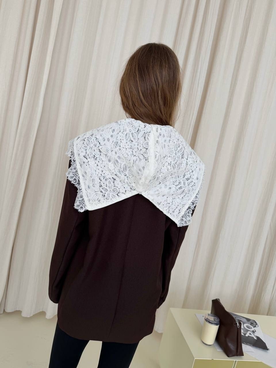 жакет 4forms однобортный приталенный на крючках горький шоколад,кружевной воротник,жакет с кружевным воротом,женская кофта,жакет