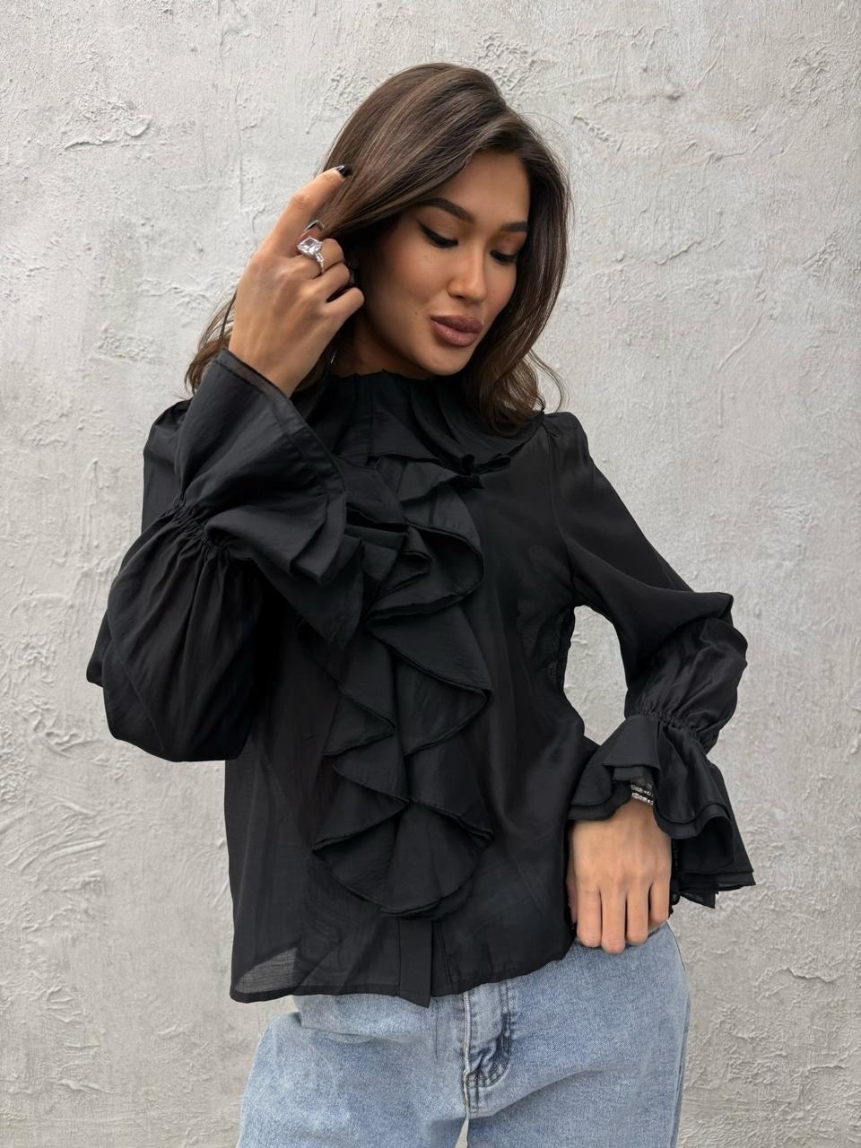 блузка с рюшами,блузка с оборками,блузка нарядная с воланами и рюшами emberens цвет розовый,блуза из шифона с рюшами,блузка нарядная