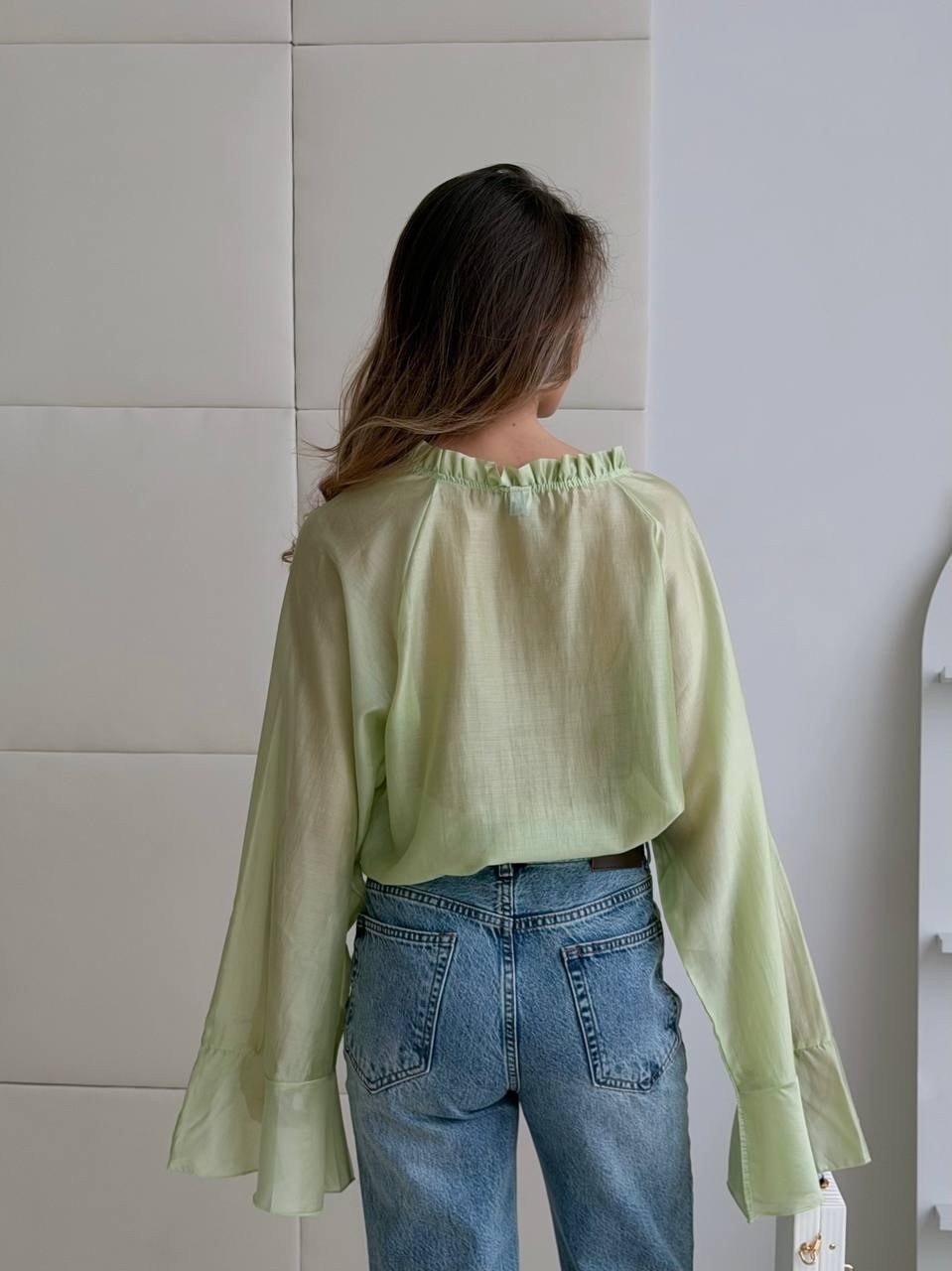 блузка стильная,блузка с оборками,элегантная блузка,женская блуза,блузка