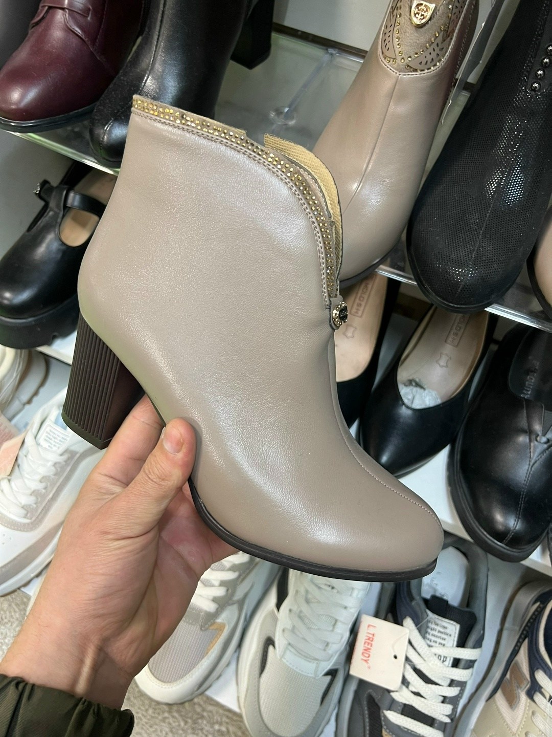 ботильоны женские,,серые ботильоны,кожаные ботильоны,ботильоны серебро