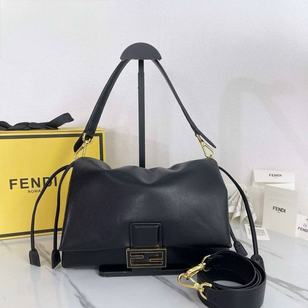 сумка fendi,женская сумка fendi,сумка фенди,fendi сумка на плечо,сумка