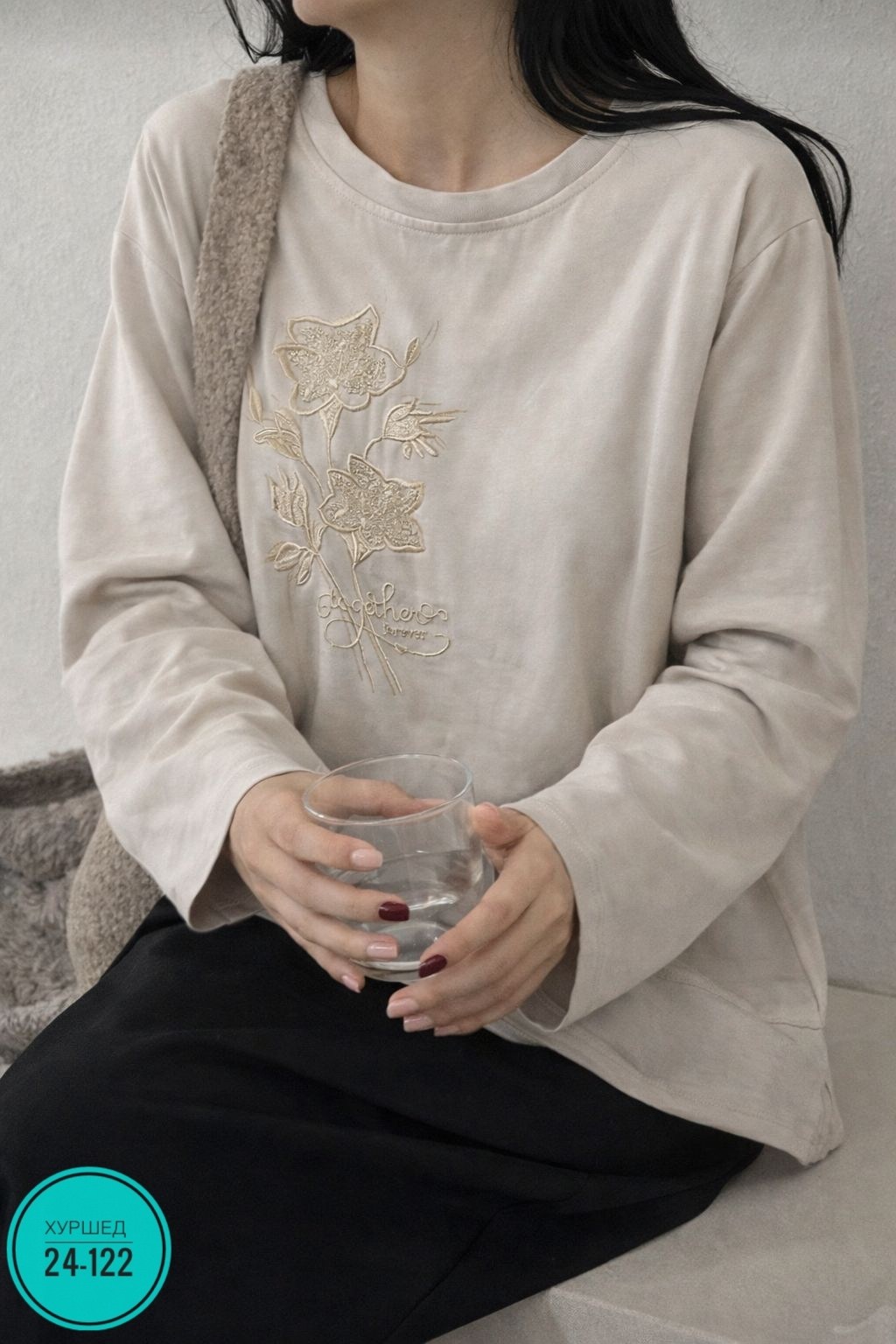 женский свитшот с вышивкой,свитшот женская,женский свитшот с вышивкой в этническом стиле,свитшот с уникальной вышивкой,johnature женский винтажный пуловер с вышивкой